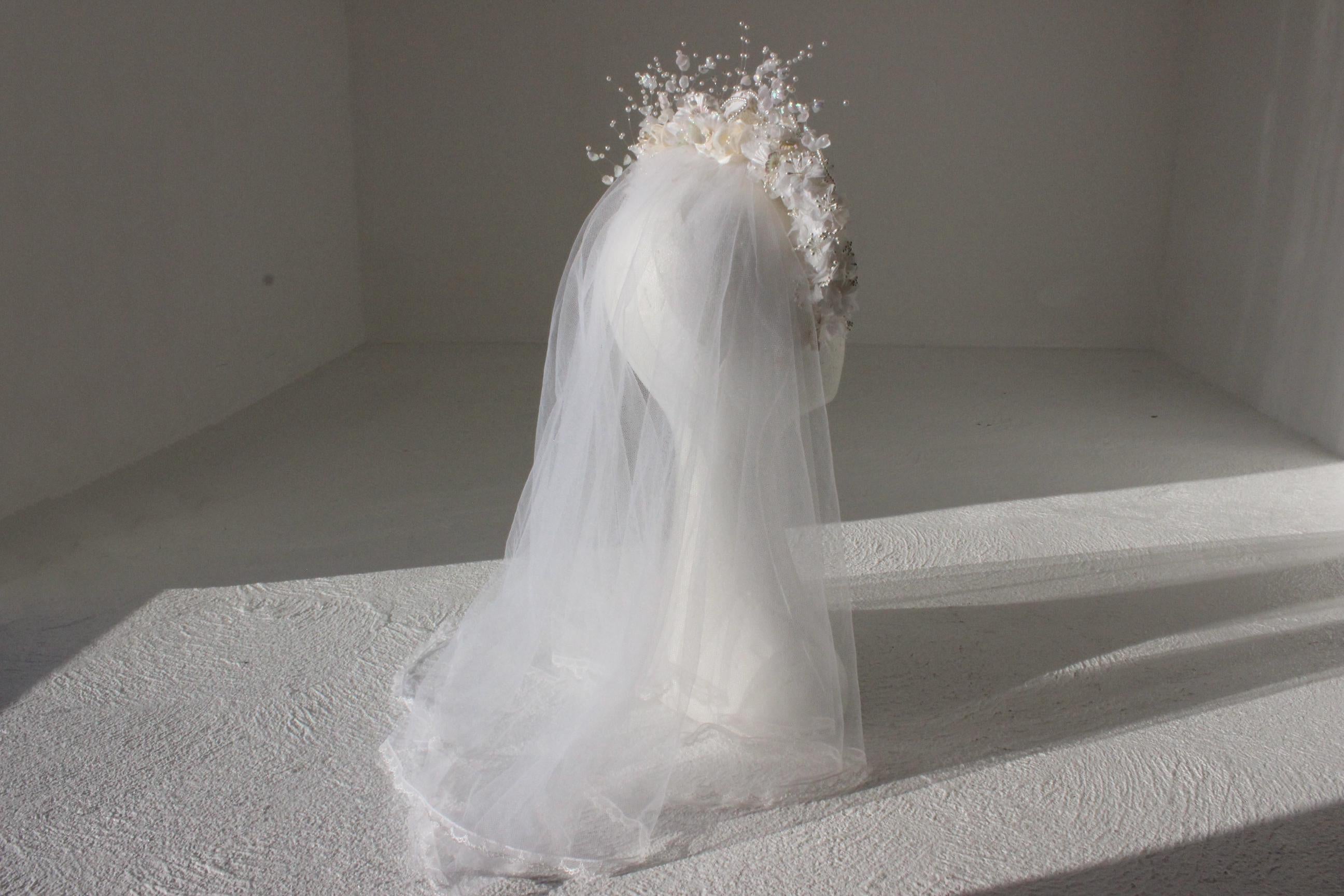 80s Bridal Crown w/ Trailing Tulle Veil