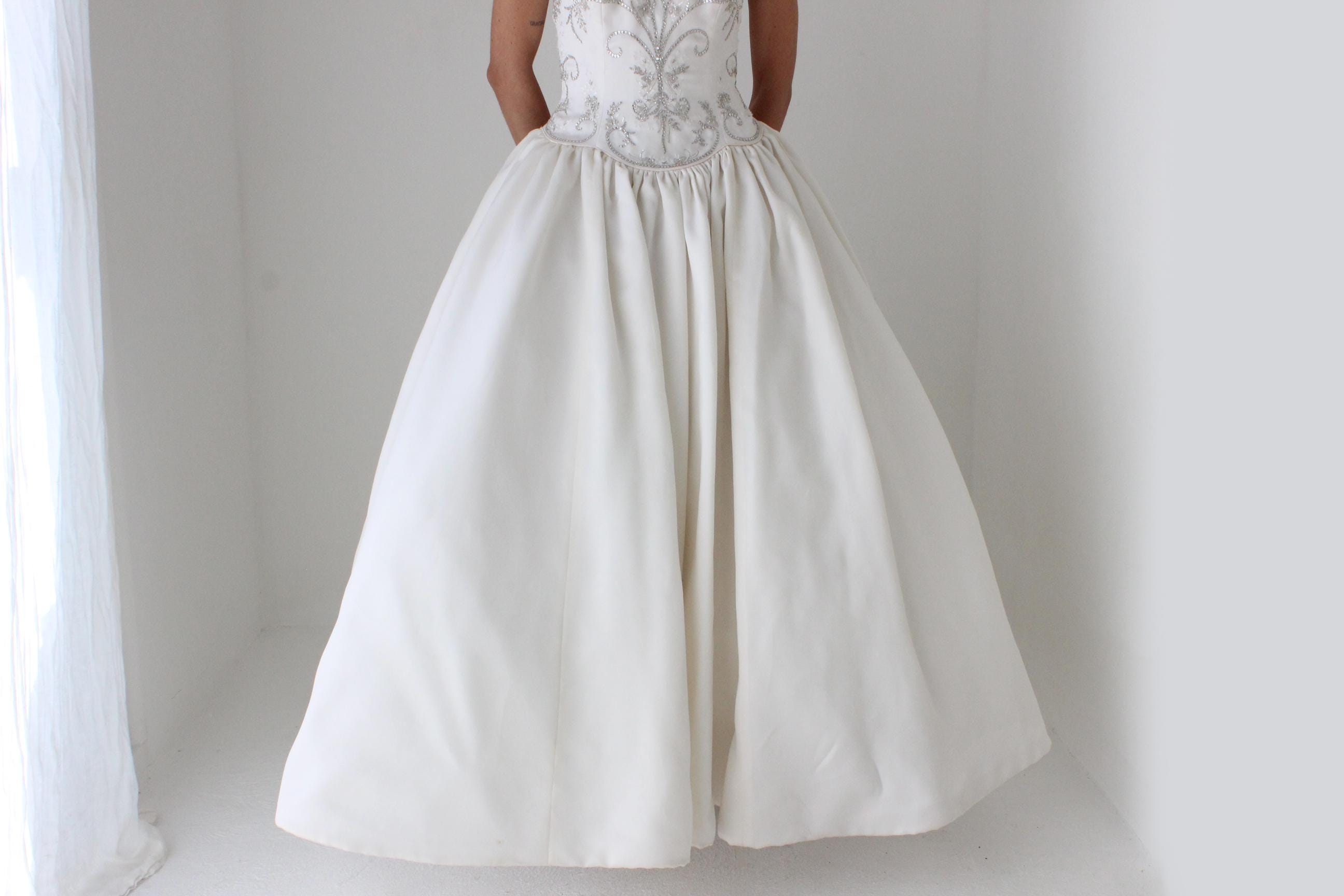 2000s Randy Fenoli New York Strapless Basque Waist Wedding Ballgown