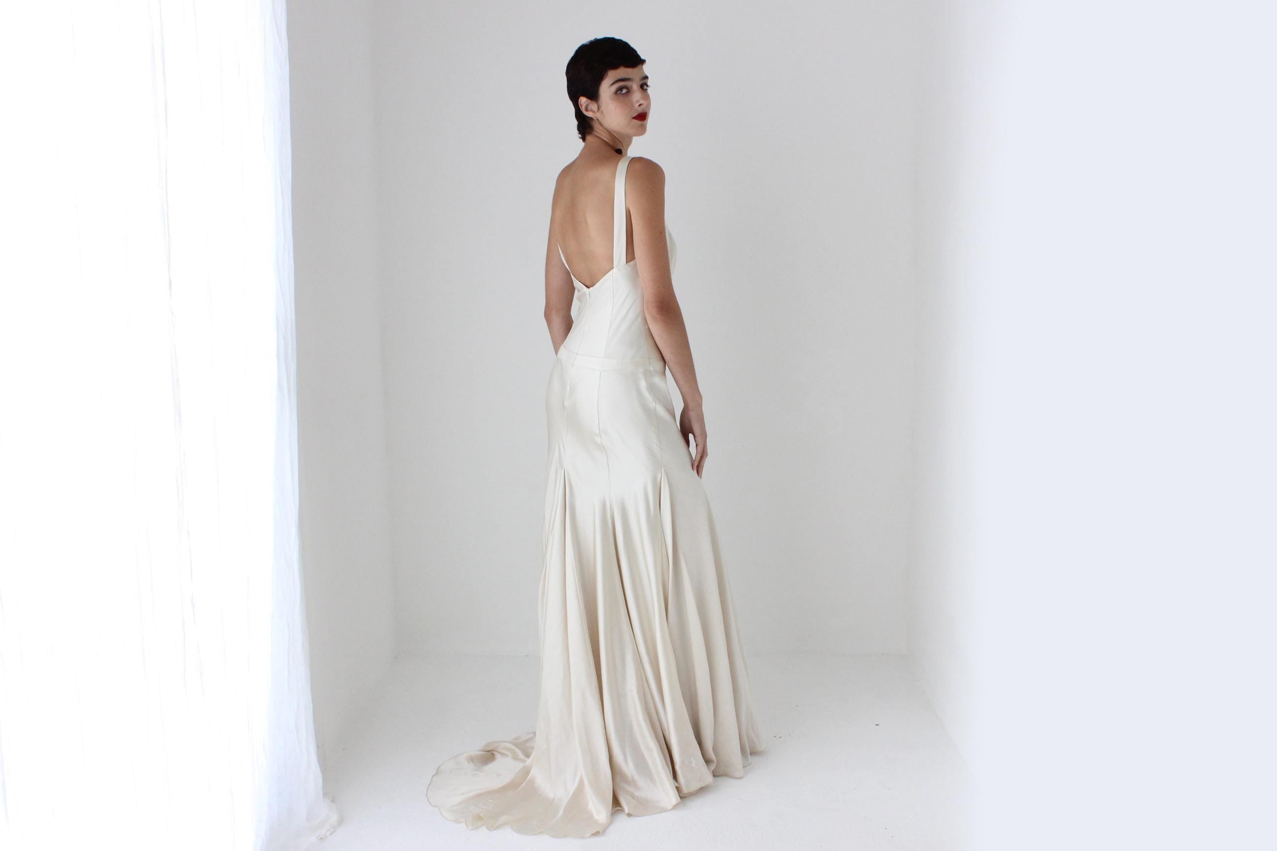 90s Oyster Liquid Silk Plunge Neck Gown w/ 'Ribcage' Ribbons & Train