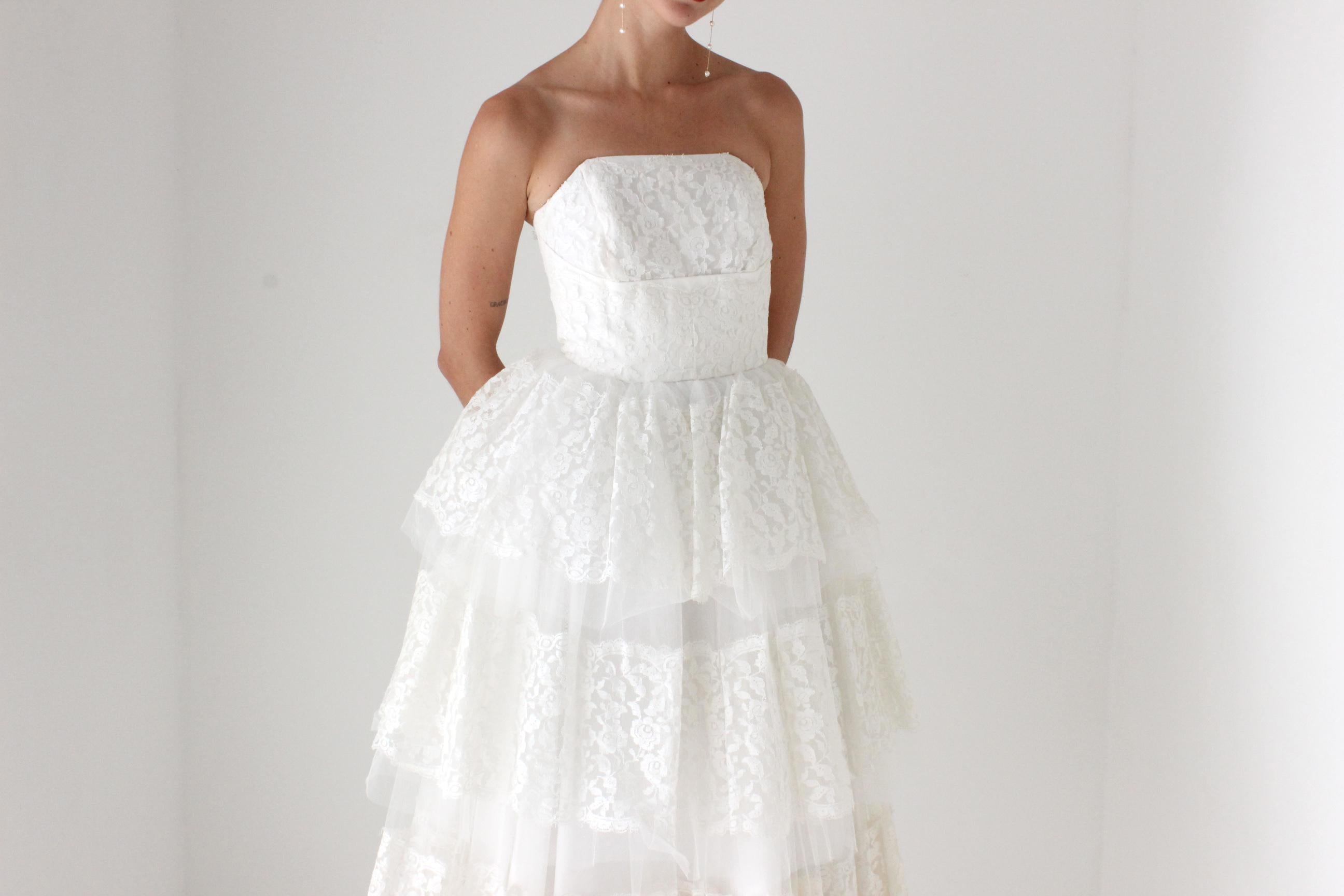 50s Tiered Lace & Tulle Sculptural Strapless Dress