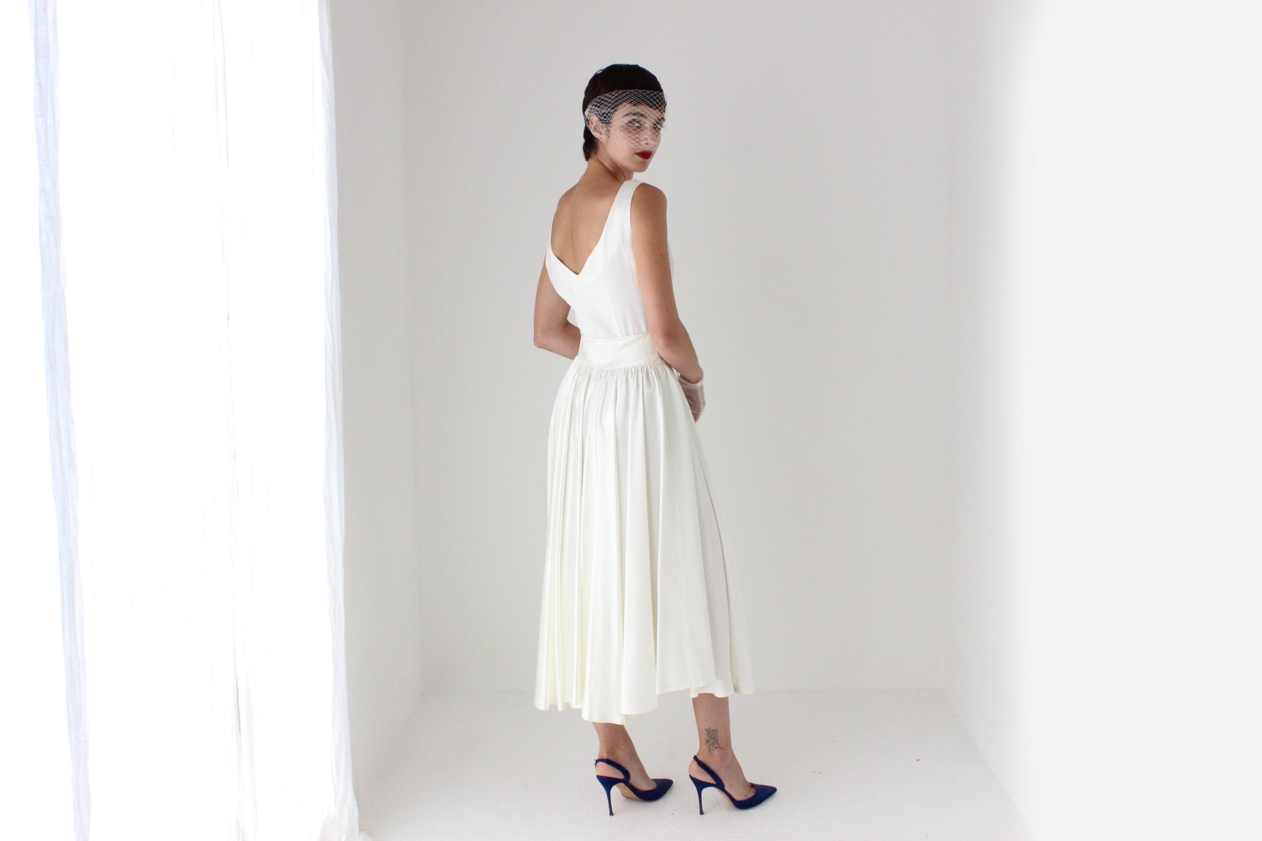 80s Does 50s Satin Full Circle Skirt Dress w/ Pearls
