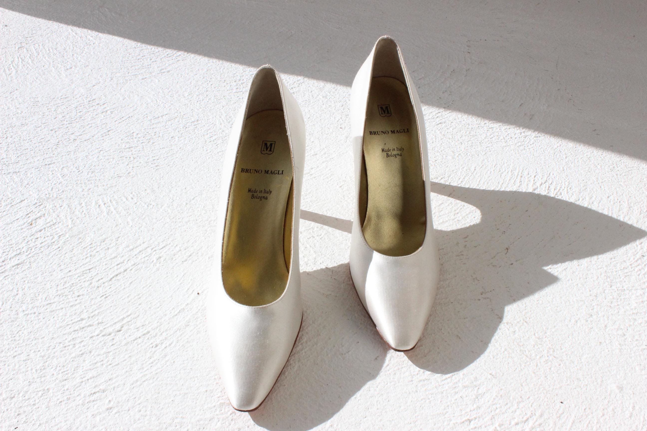 90s Bruno Magli Ivory Satin Bridal Pumps - Euro 38
