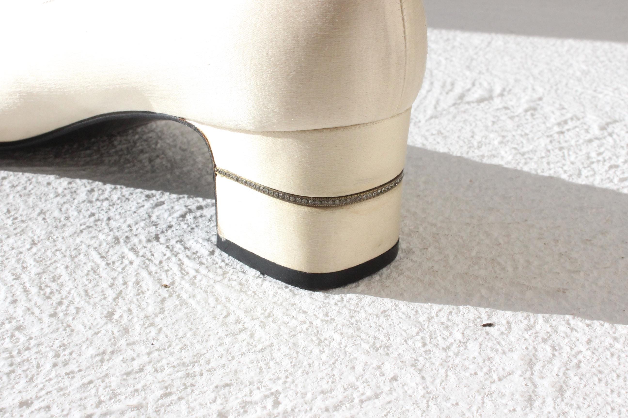 80s Salvatore Ferragamo Bone Satin Low Heel Shoes - Euro 39.5