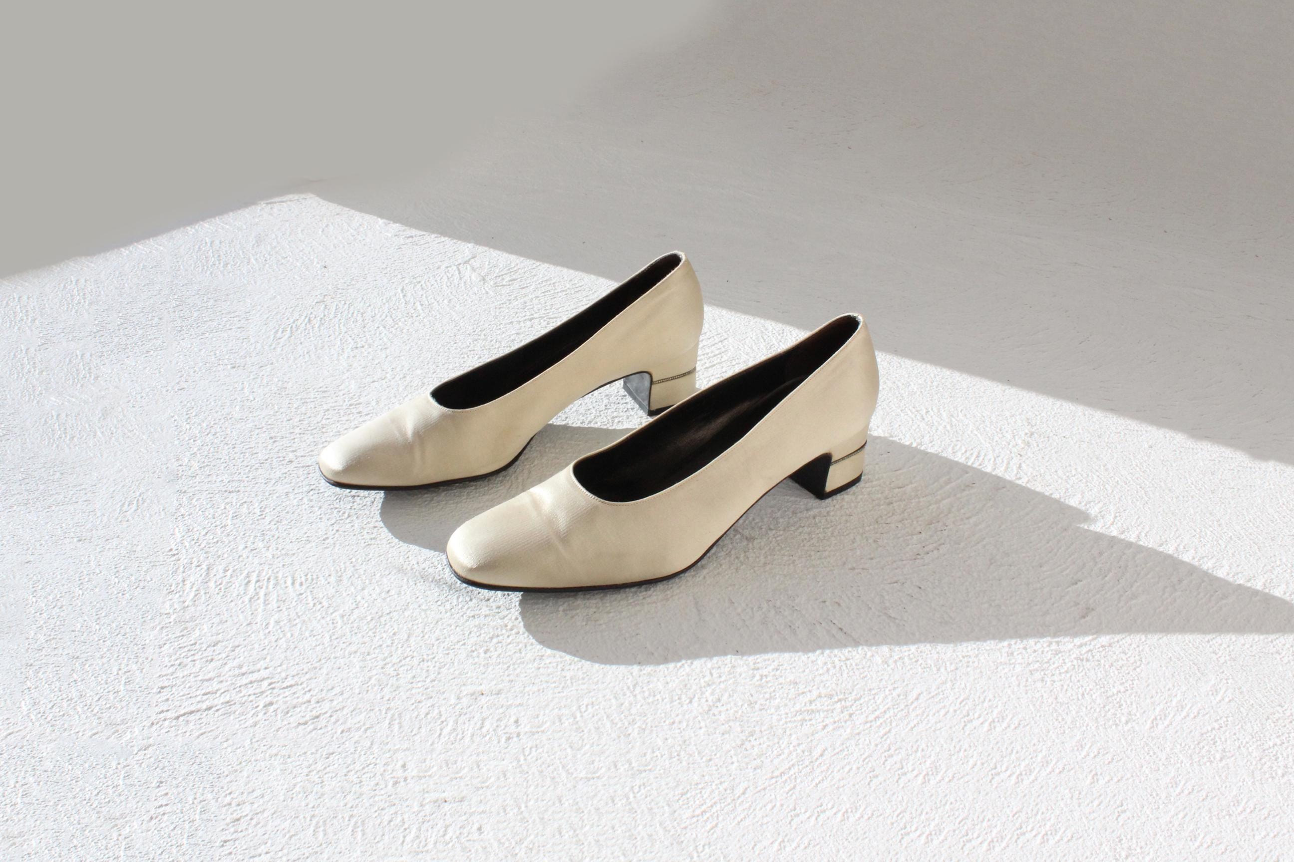 80s Salvatore Ferragamo Bone Satin Low Heel Shoes - Euro 39.5