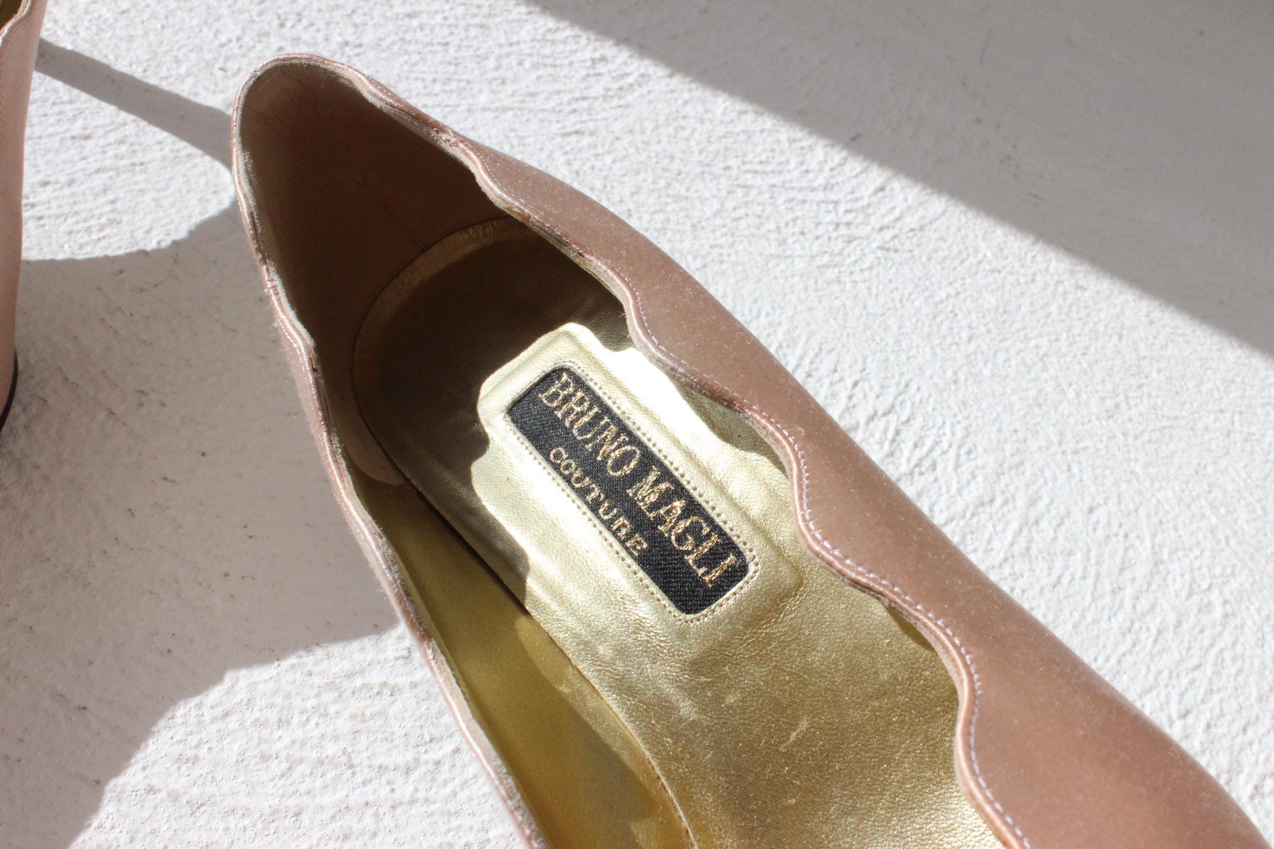 80s Bruno Magli Couture Satin & Leather Wavy Scalloped Pumps ~ Euro 39