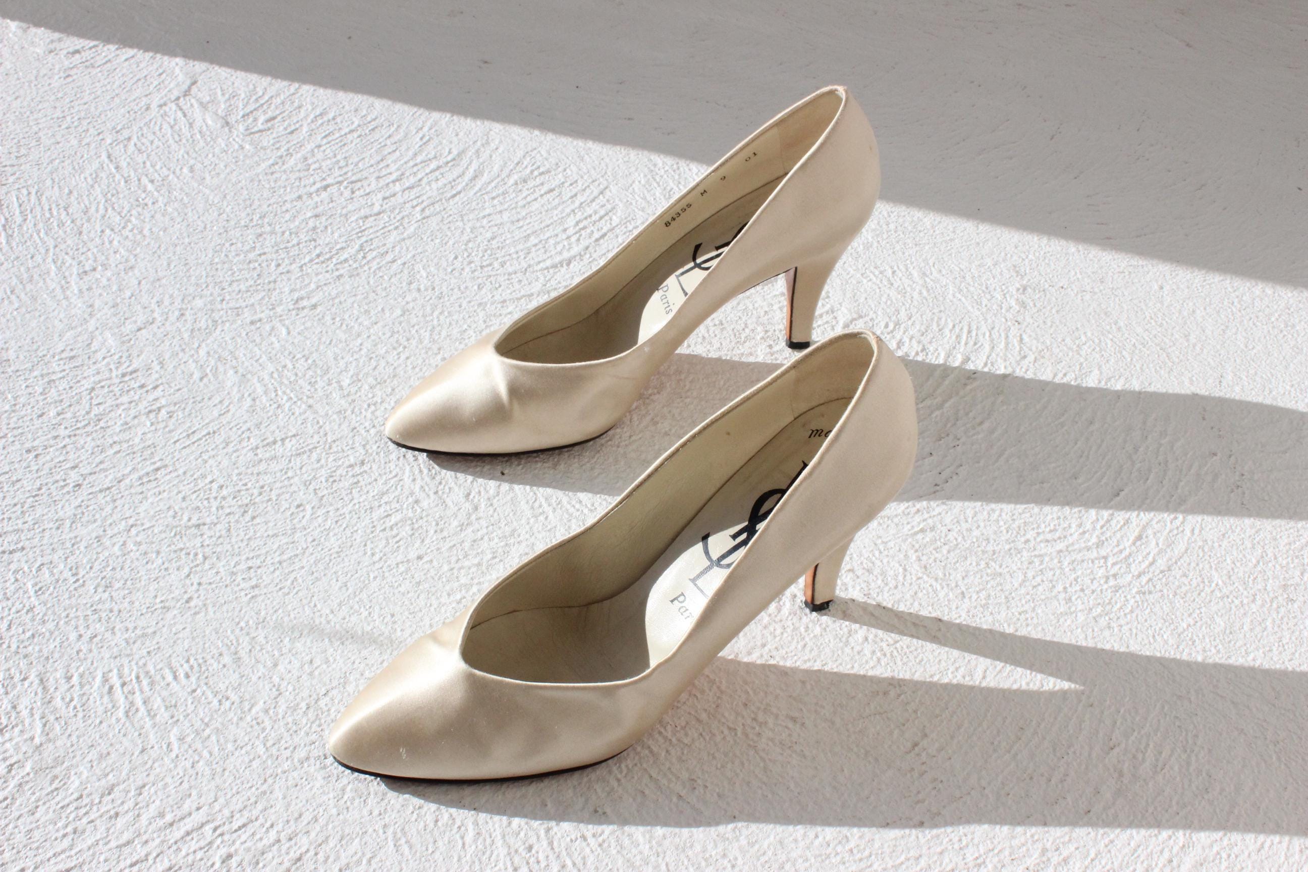 80s Yves Saint Laurent Cream Satin Bridal Pumps - Euro 39
