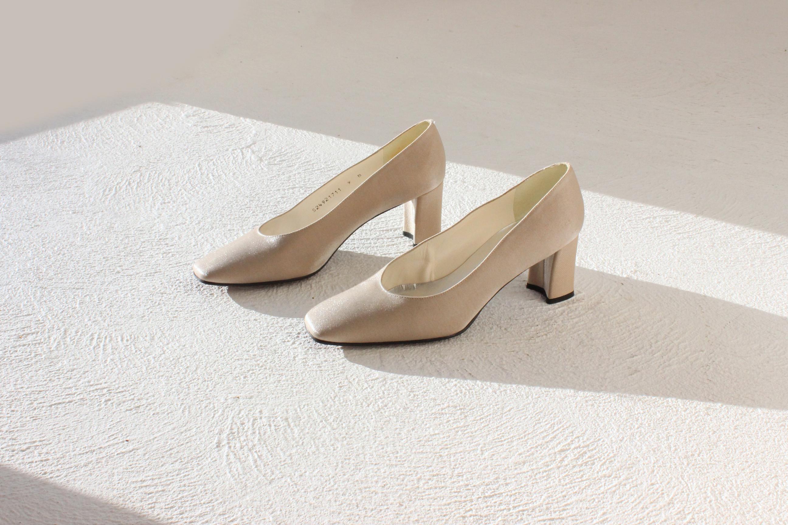 90s Stuart Weitzman Oyster Sparkle Pumps