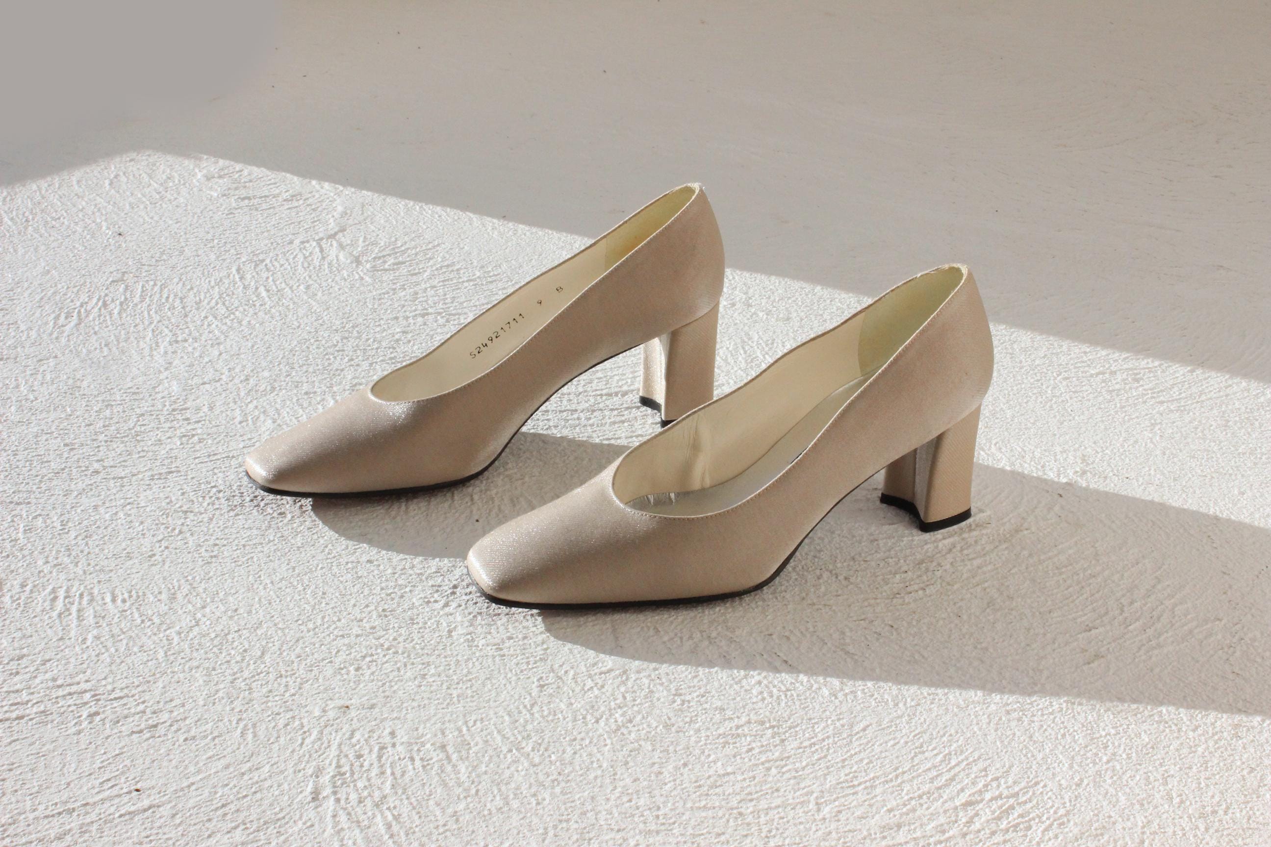 90s Stuart Weitzman Oyster Sparkle Pumps
