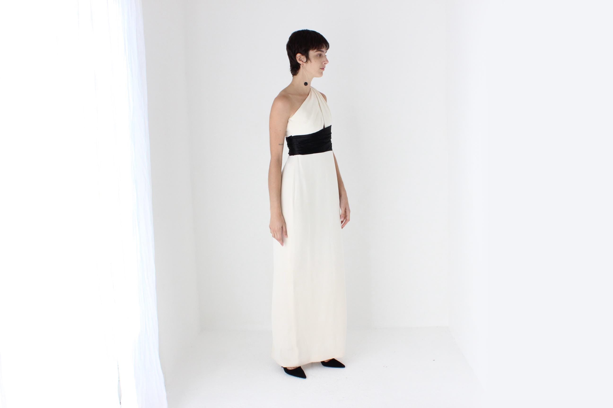 2000s Marchesa Notte Sublime Silk 'Twisted' One Shoulder Monochrome Gown
