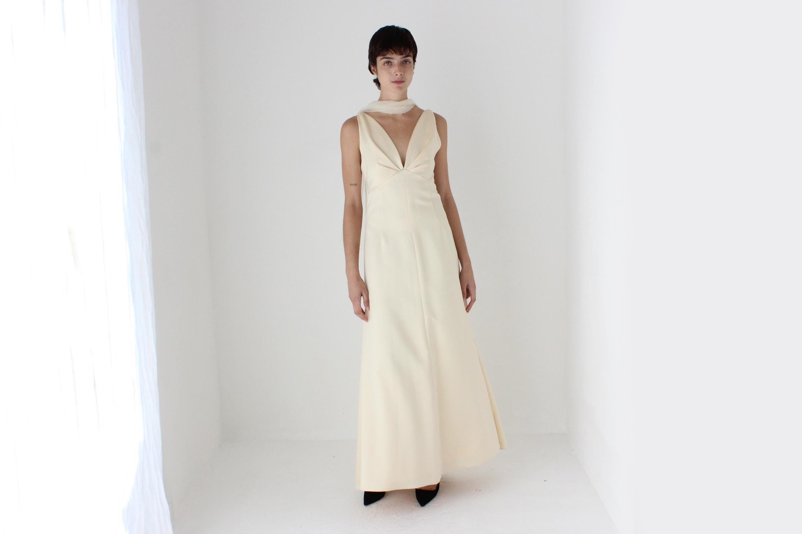 90s Vintage VERA WANG Plunge Neck A-Line Buttercream Gown