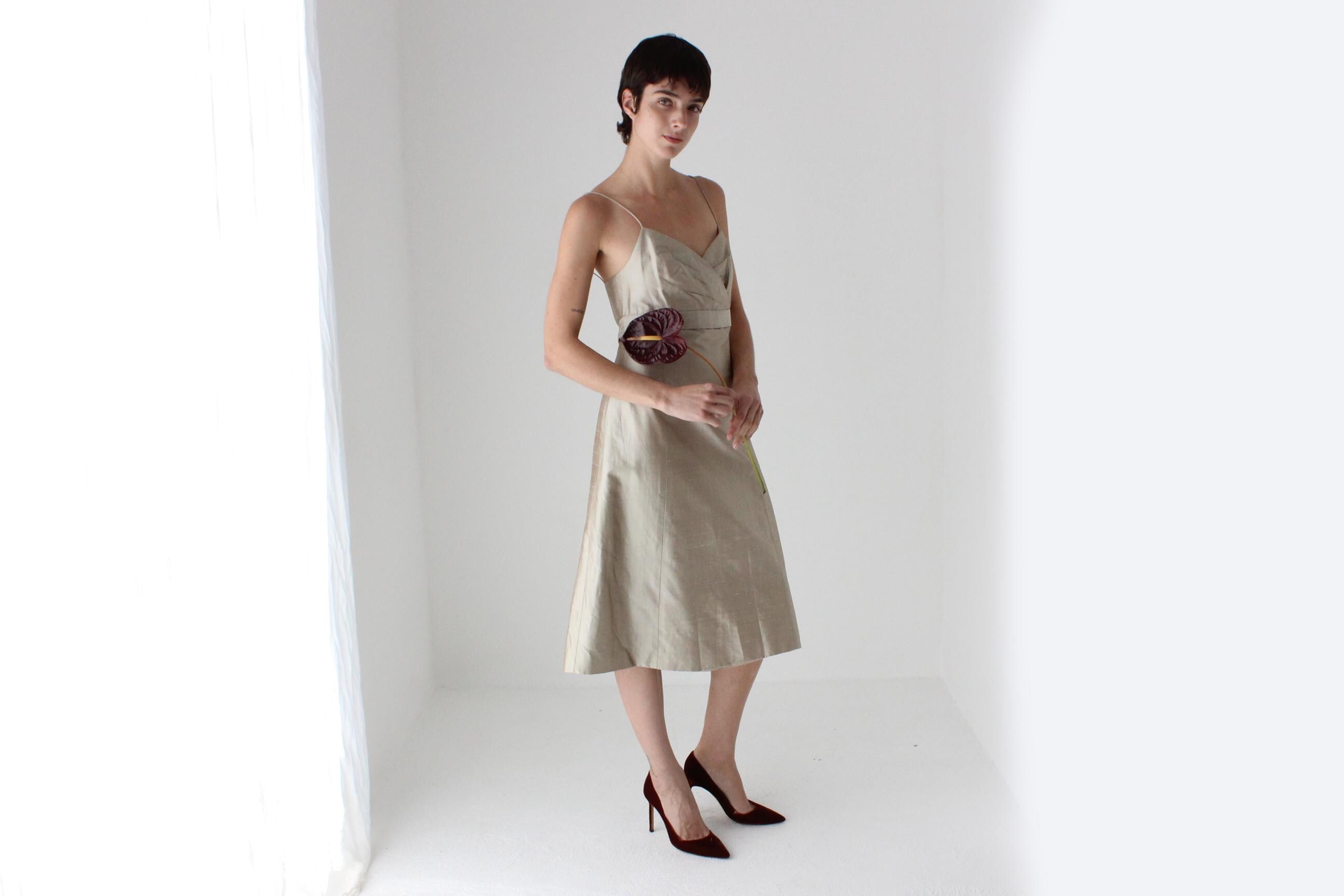 2000s Jenny Yoo Iridescent Raw Silk Neutral Cocktail Dress