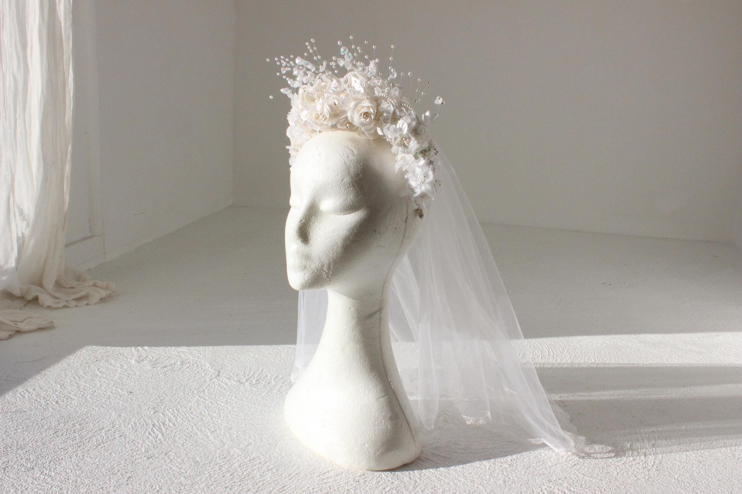 80s Bridal Crown w/ Trailing Tulle Veil