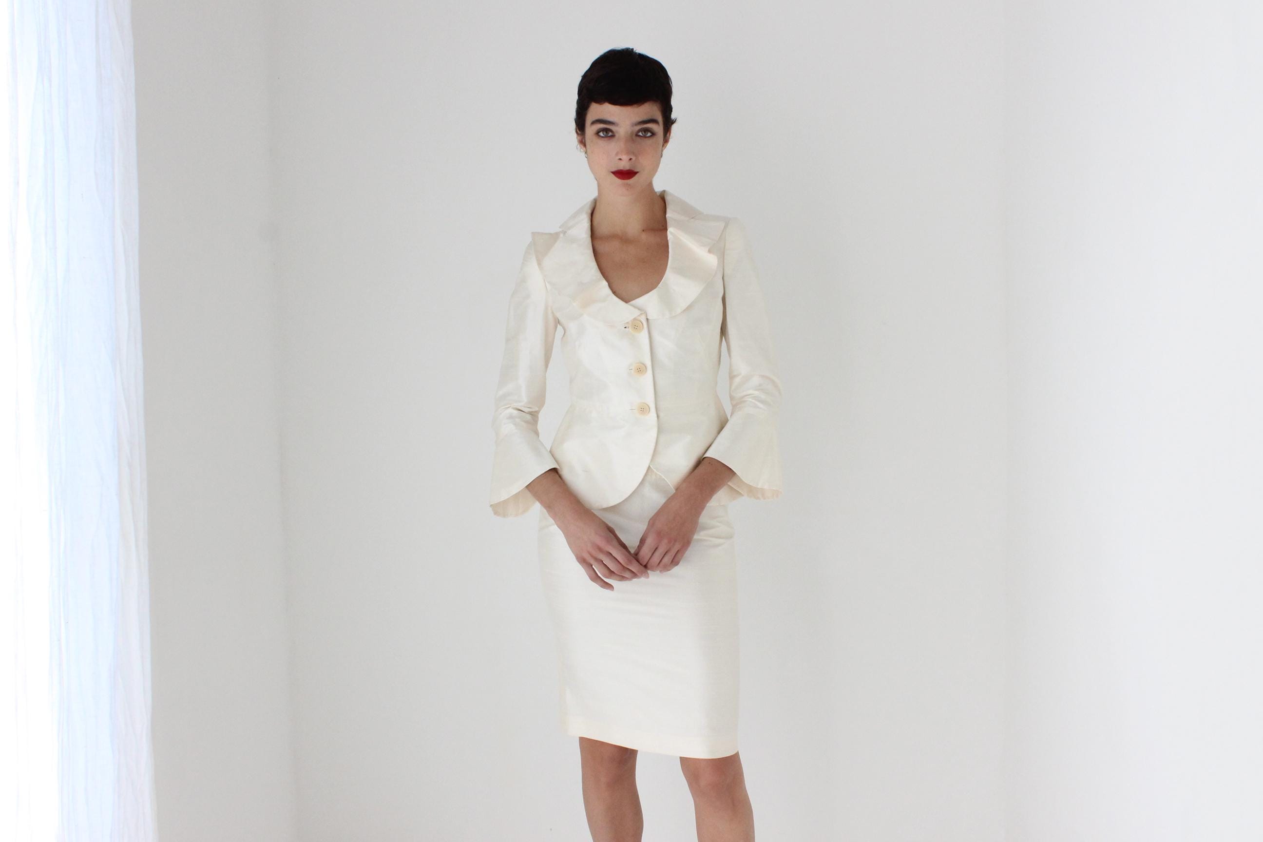 2000s Armani Collezioni Ivory Raw Silk Two Piece Ruffle Collar Skirt Suit