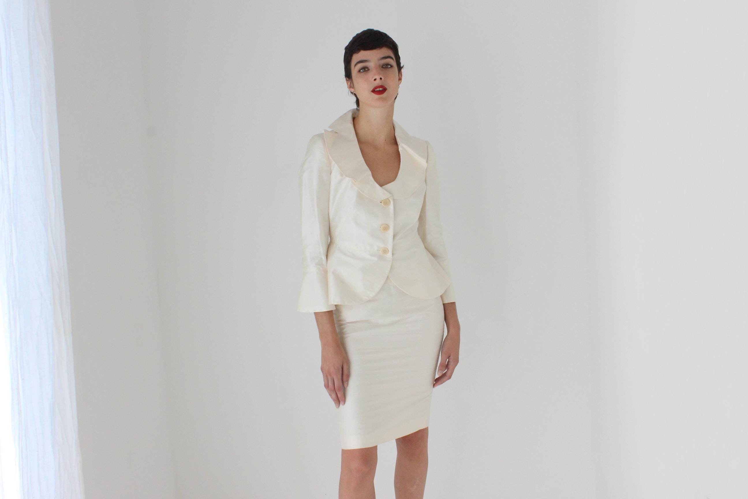 2000s Armani Collezioni Ivory Raw Silk Two Piece Ruffle Collar Skirt Suit