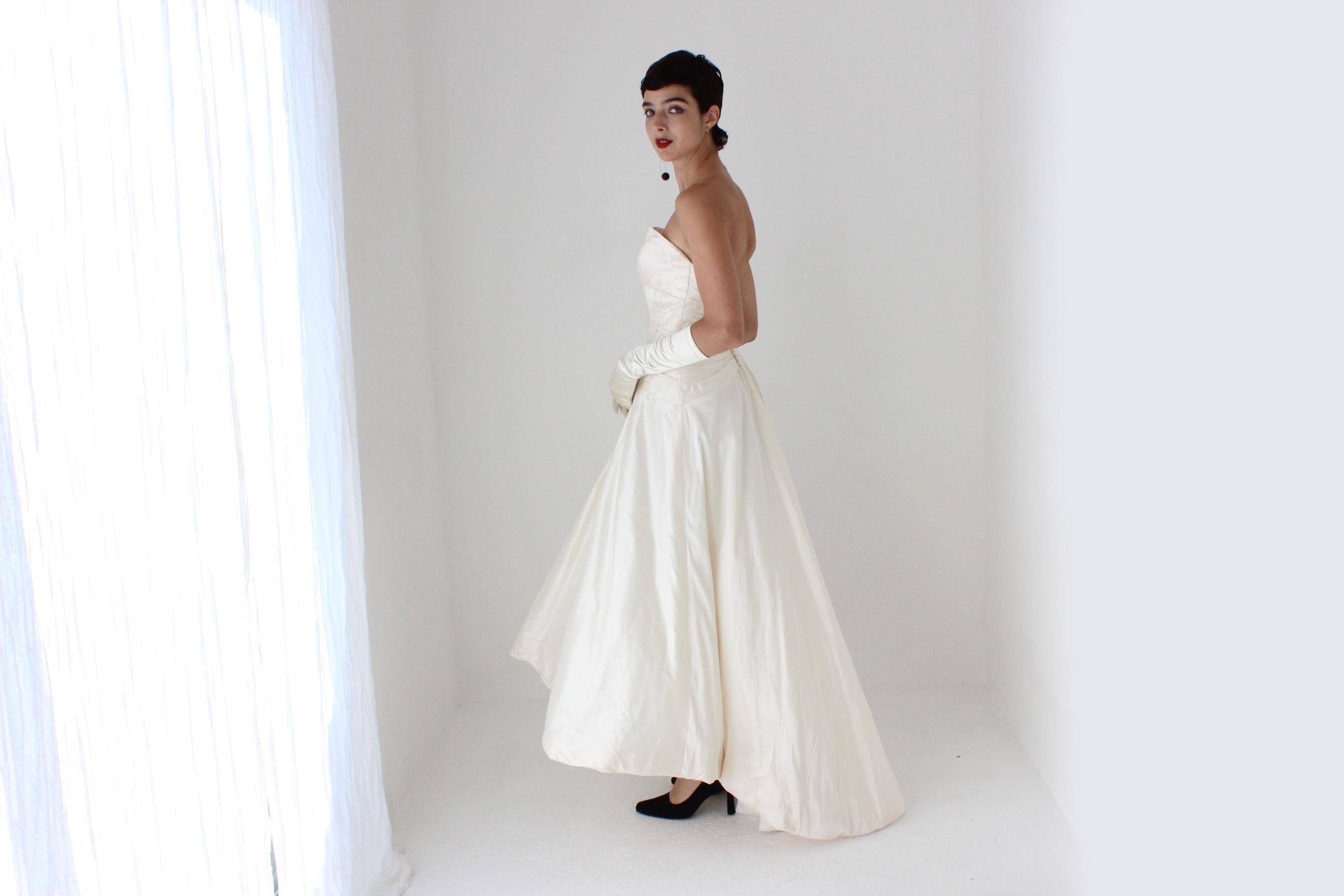 2000s Customised Silk Taffeta Strapless Drop Waist / Bubble Hem Gown
