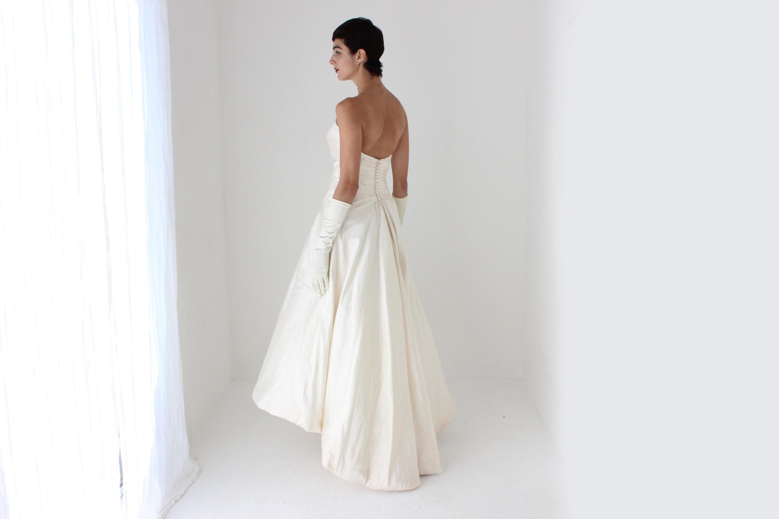2000s Customised Silk Taffeta Strapless Drop Waist / Bubble Hem Gown