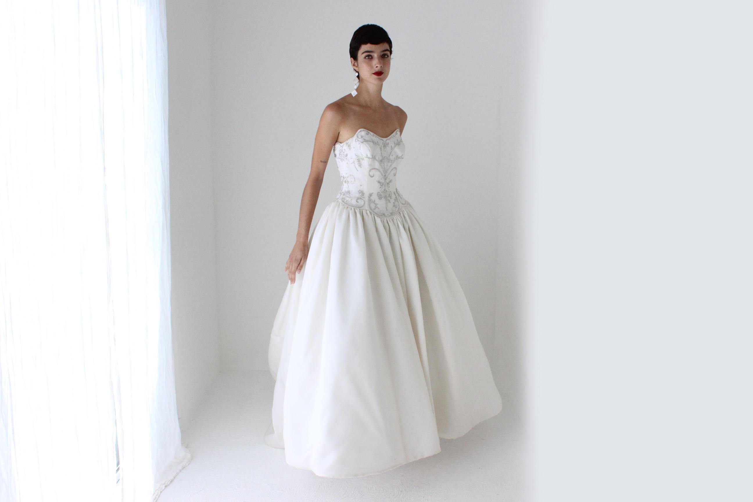 2000s Randy Fenoli New York Strapless Basque Waist Wedding Ballgown