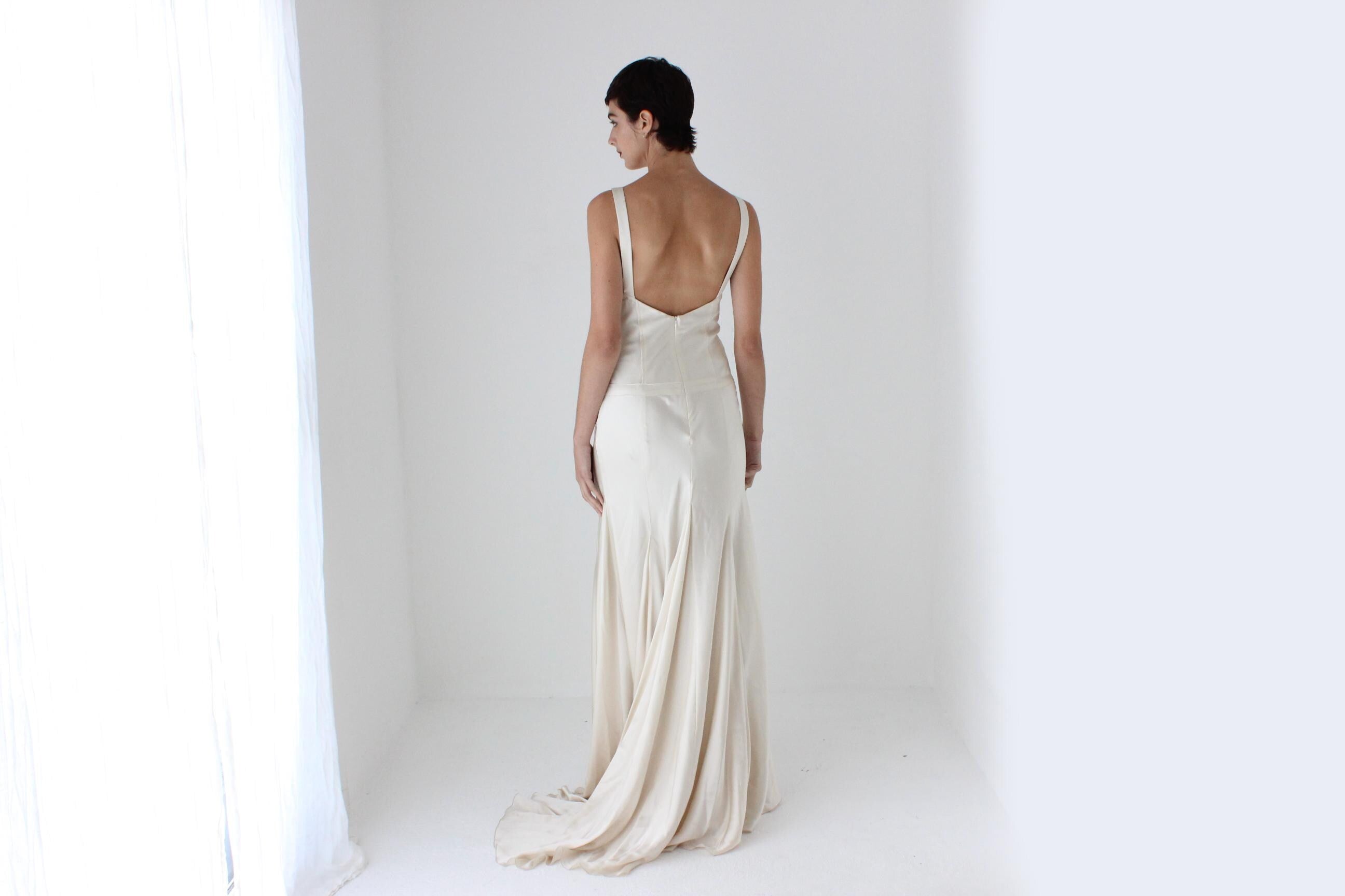 90s Oyster Liquid Silk Plunge Neck Gown w/ 'Ribcage' Ribbons & Train