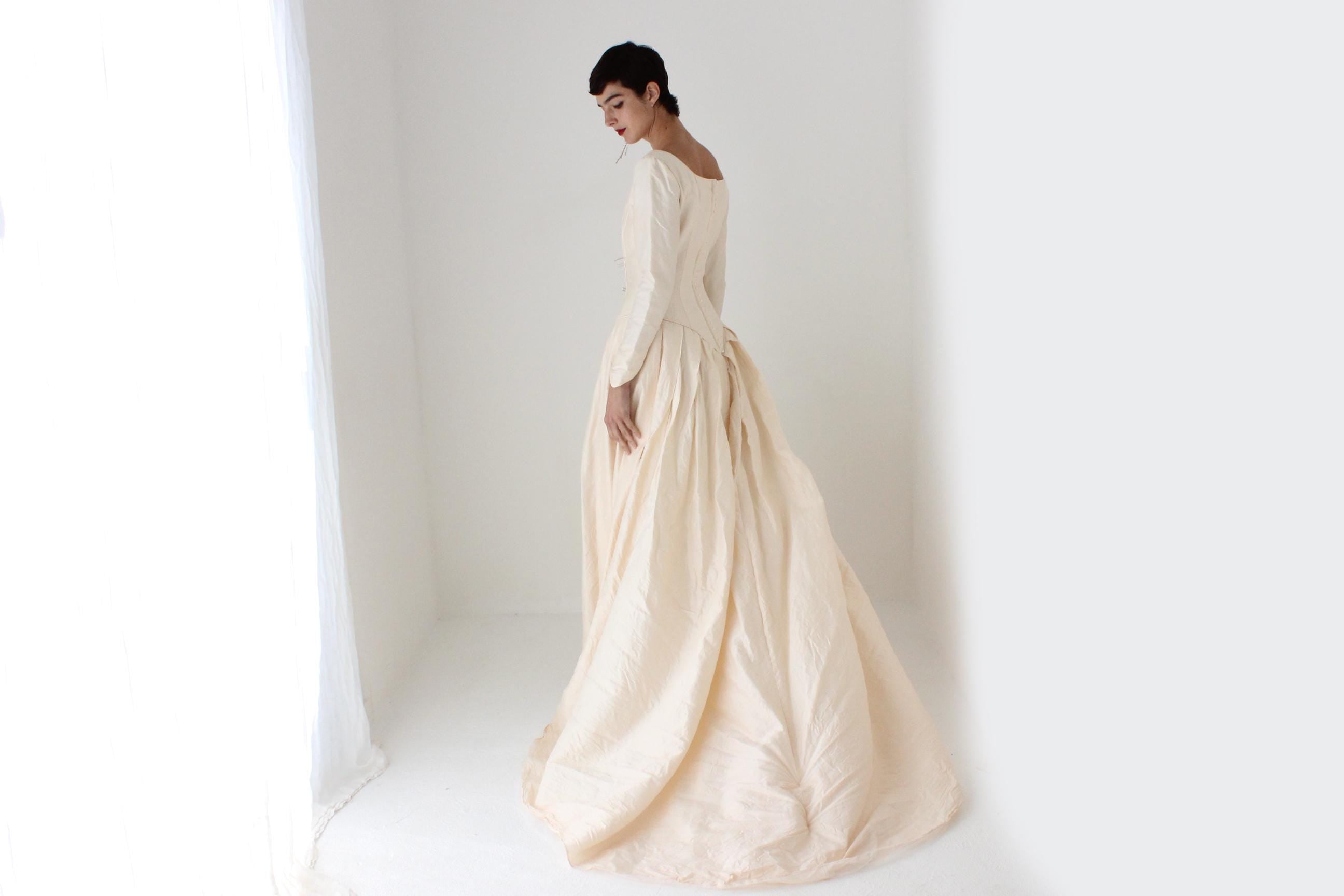 90s Pure Silk Renaissance Bride Basque Waist & Bow Corset Gown