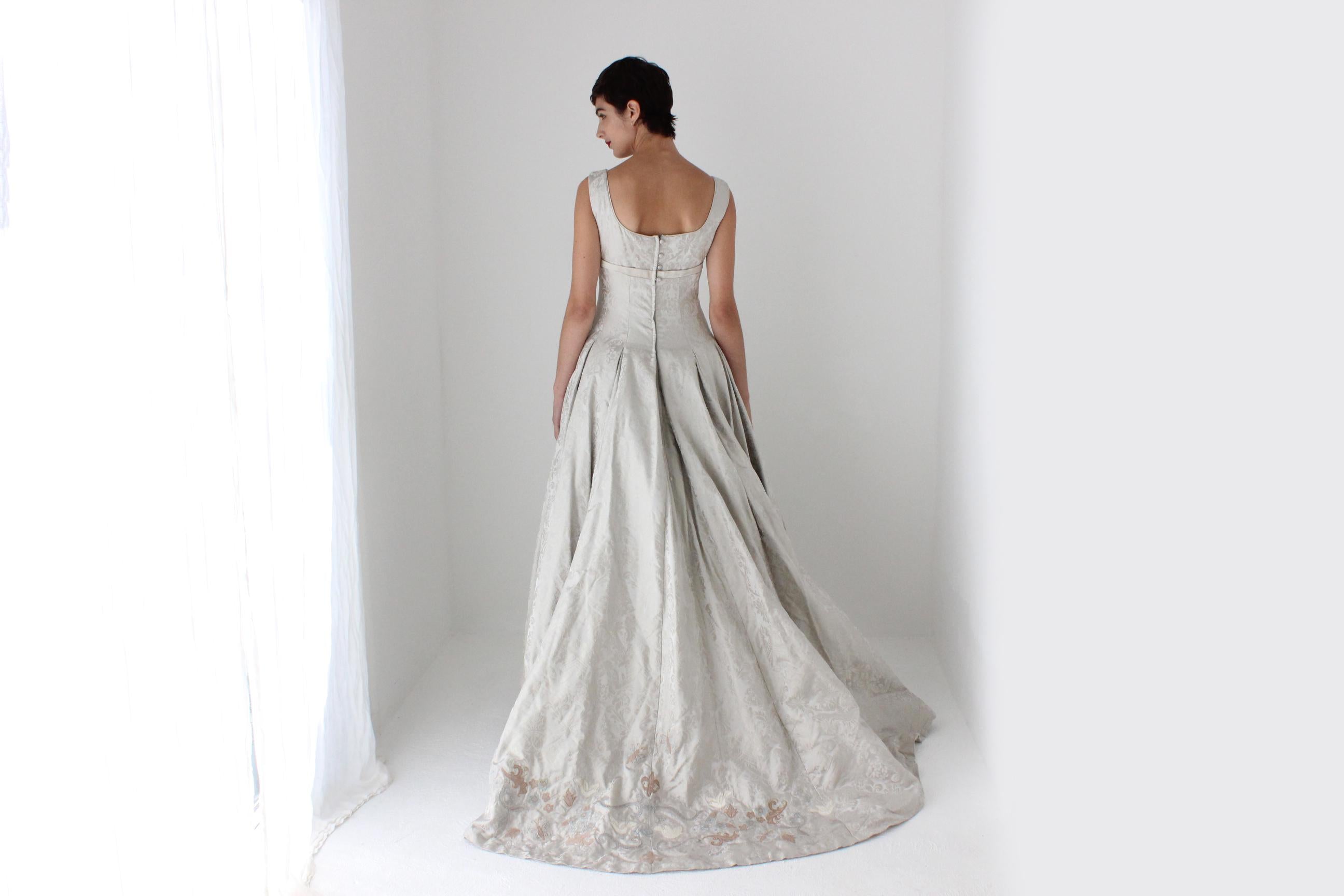 1994 Romantic Renaissance Bride Courtier Jacquard Wedding Dress