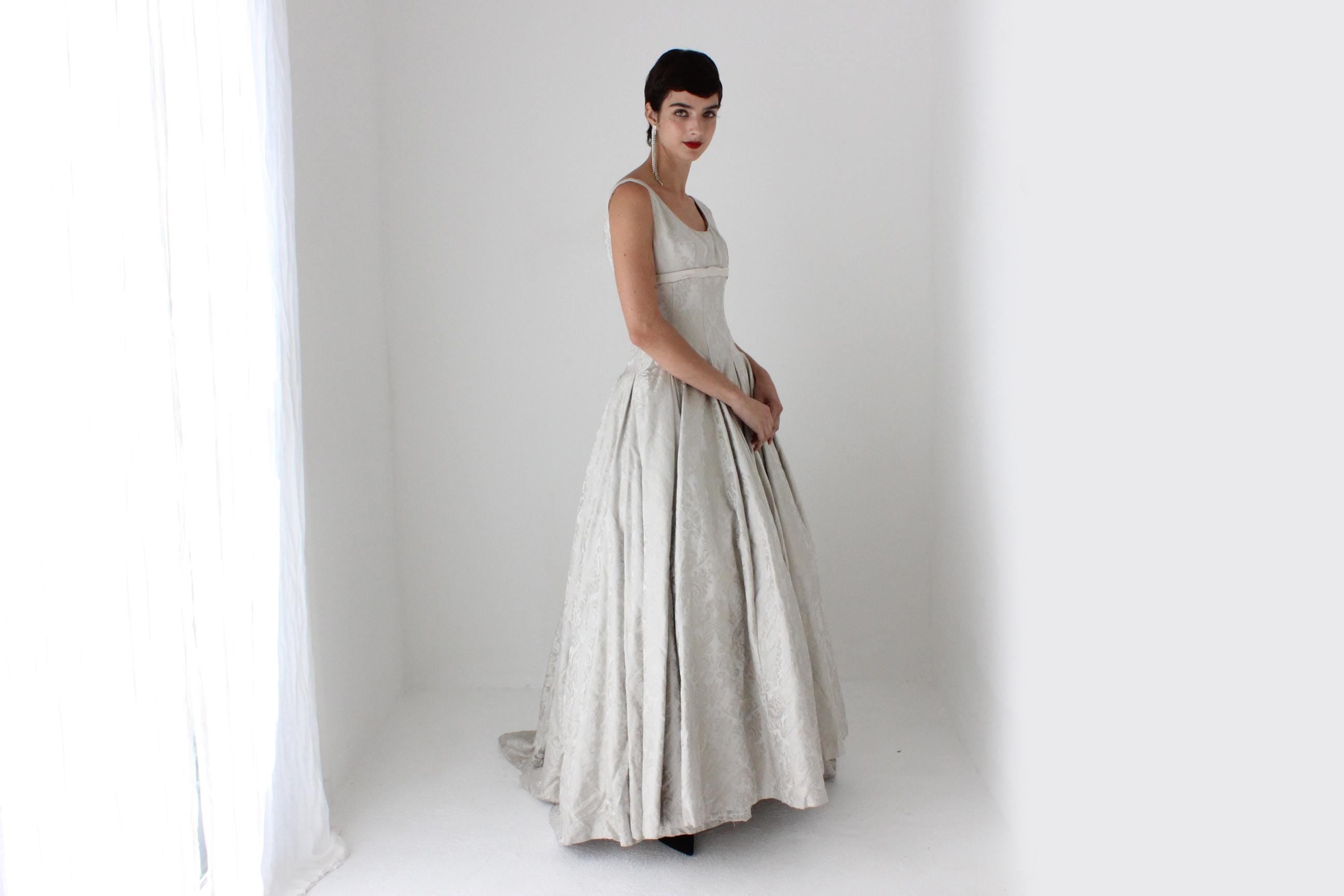 1994 Romantic Renaissance Bride Courtier Jacquard Wedding Dress