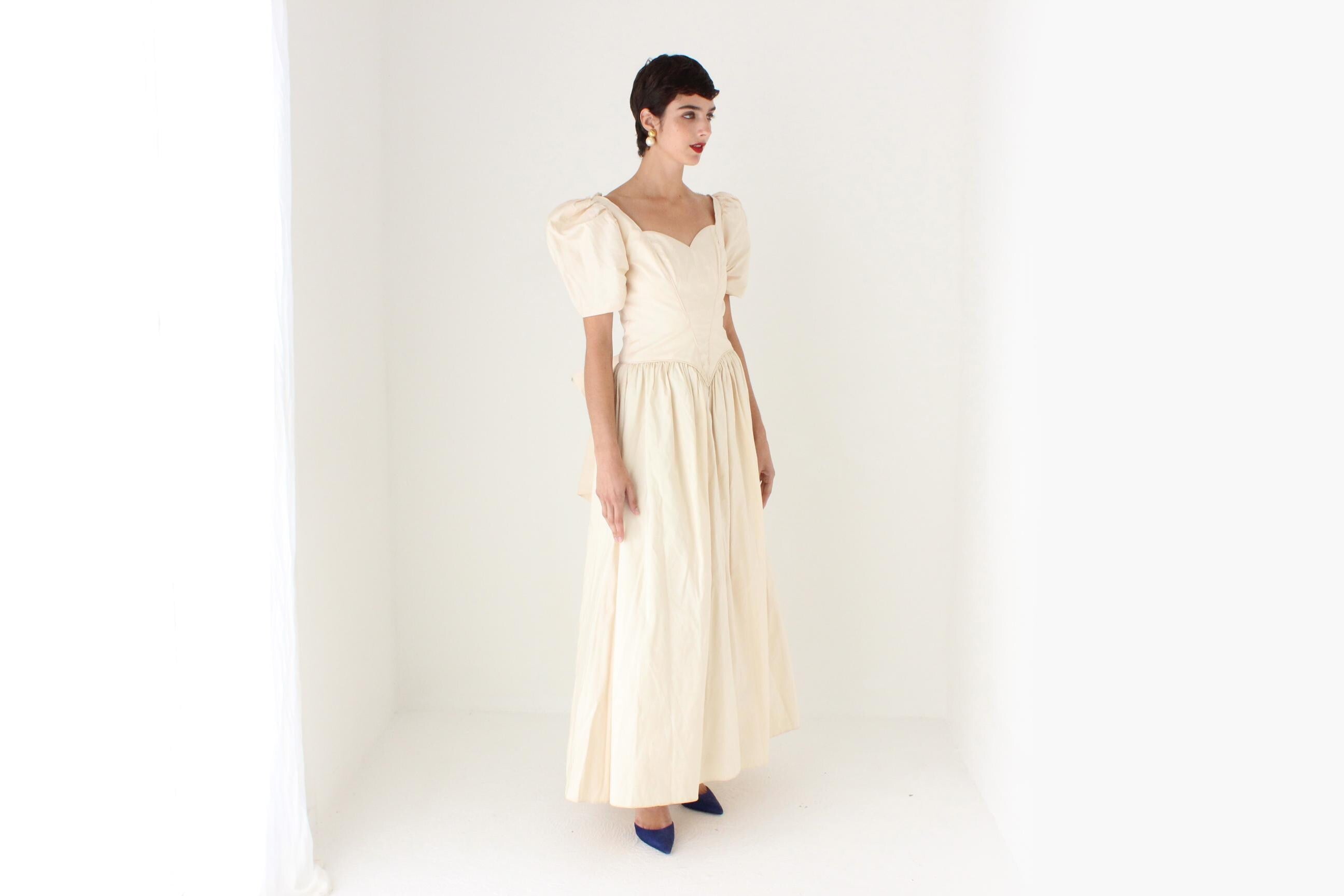 80s Mariana Hardwick Pure Silk Basque Waist Sweetheart Puff Sleeve Wedding Gown