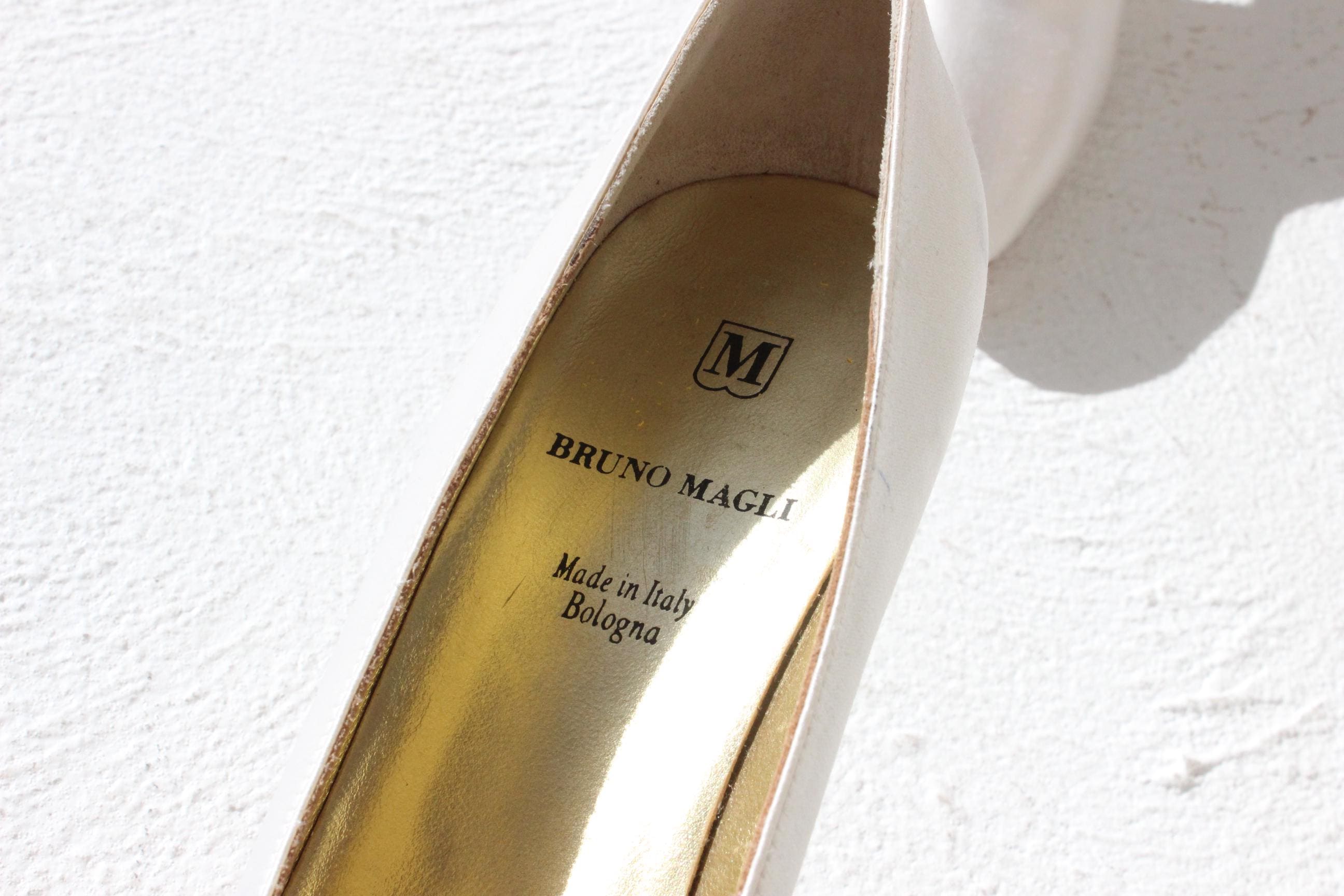 90s Bruno Magli Ivory Satin Bridal Pumps - Euro 38