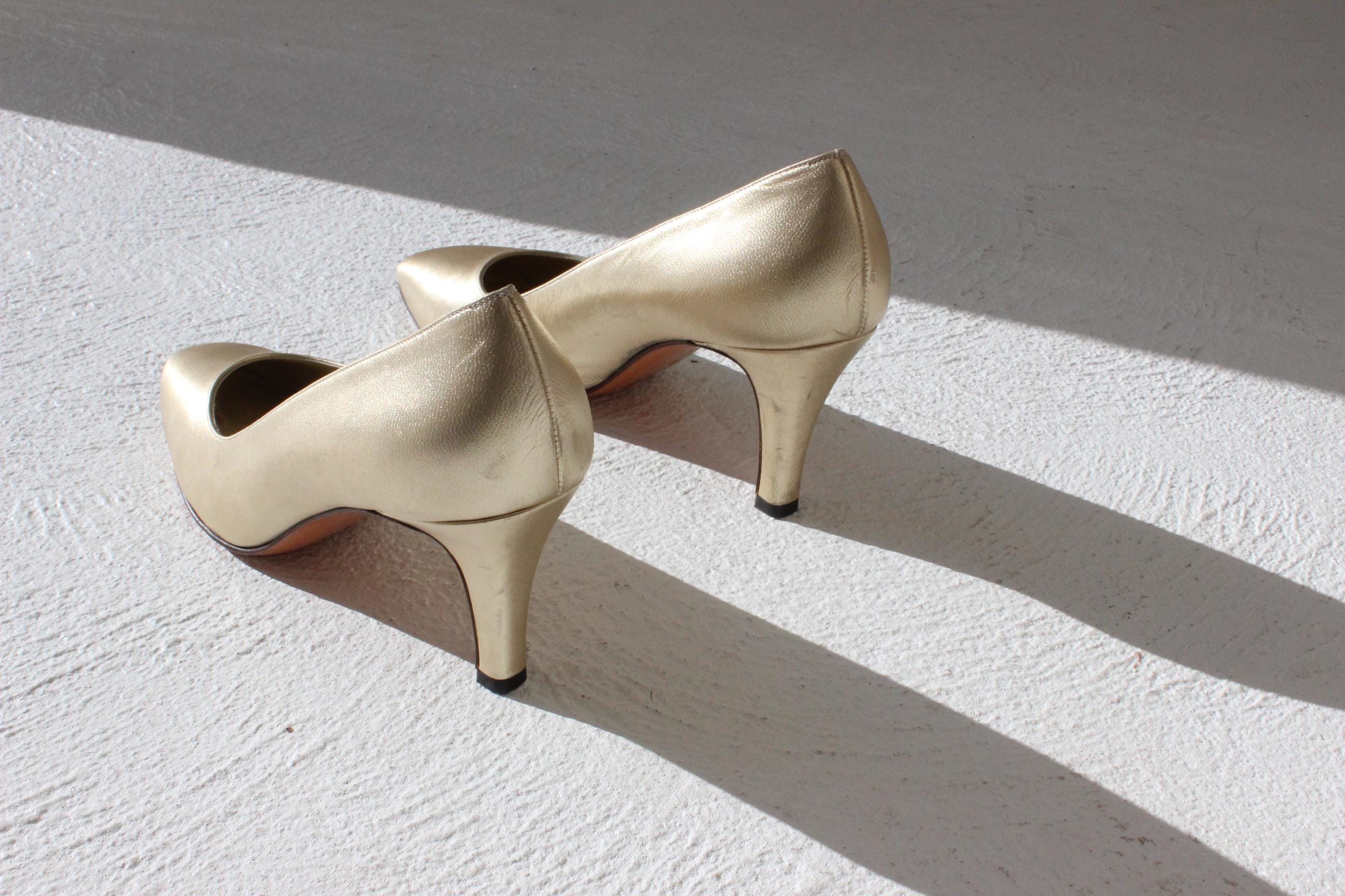 90s Bruno Magli Gold Leather Pumps - Euro 38