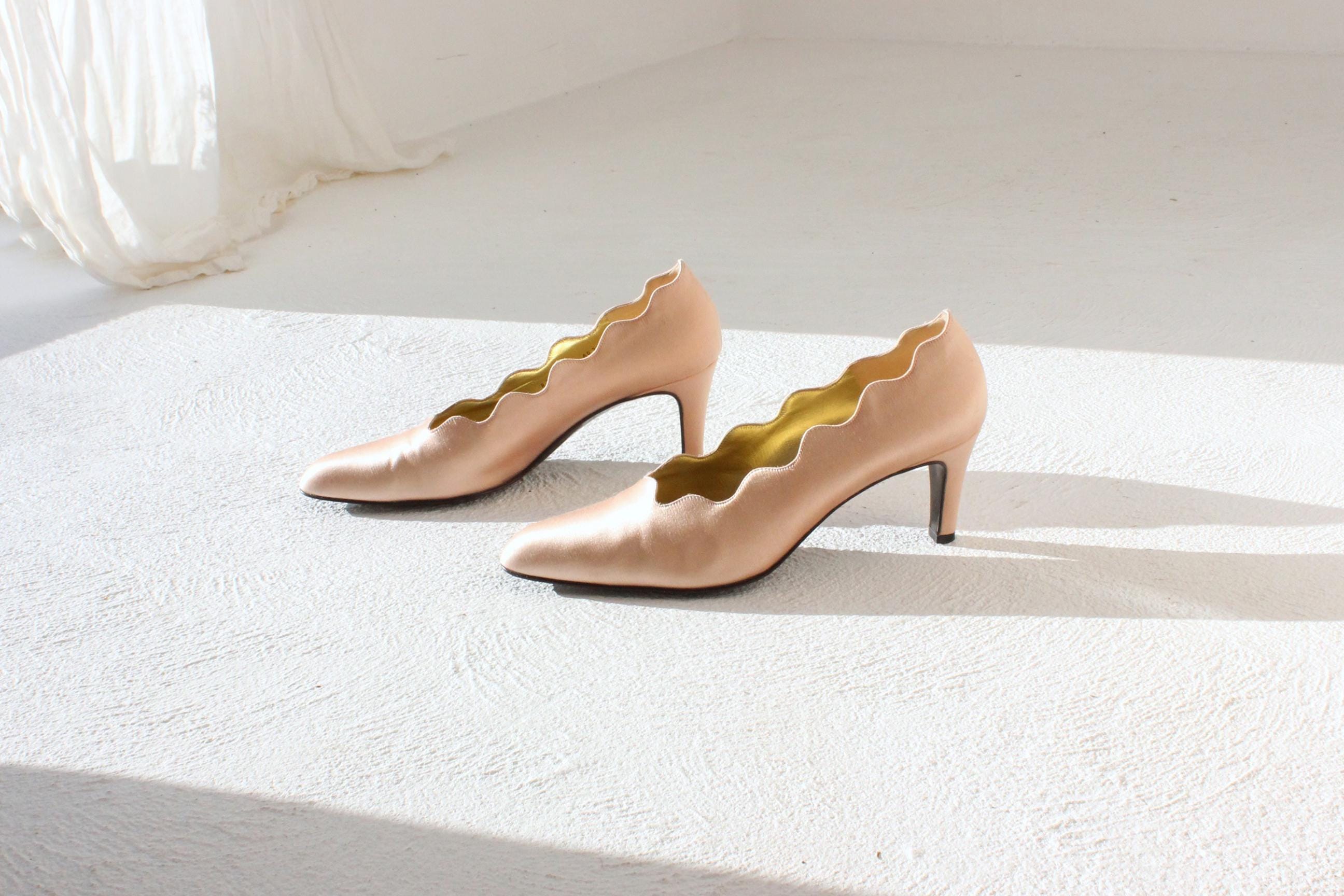80s Bruno Magli Couture Satin & Leather Wavy Scalloped Pumps ~ Euro 39