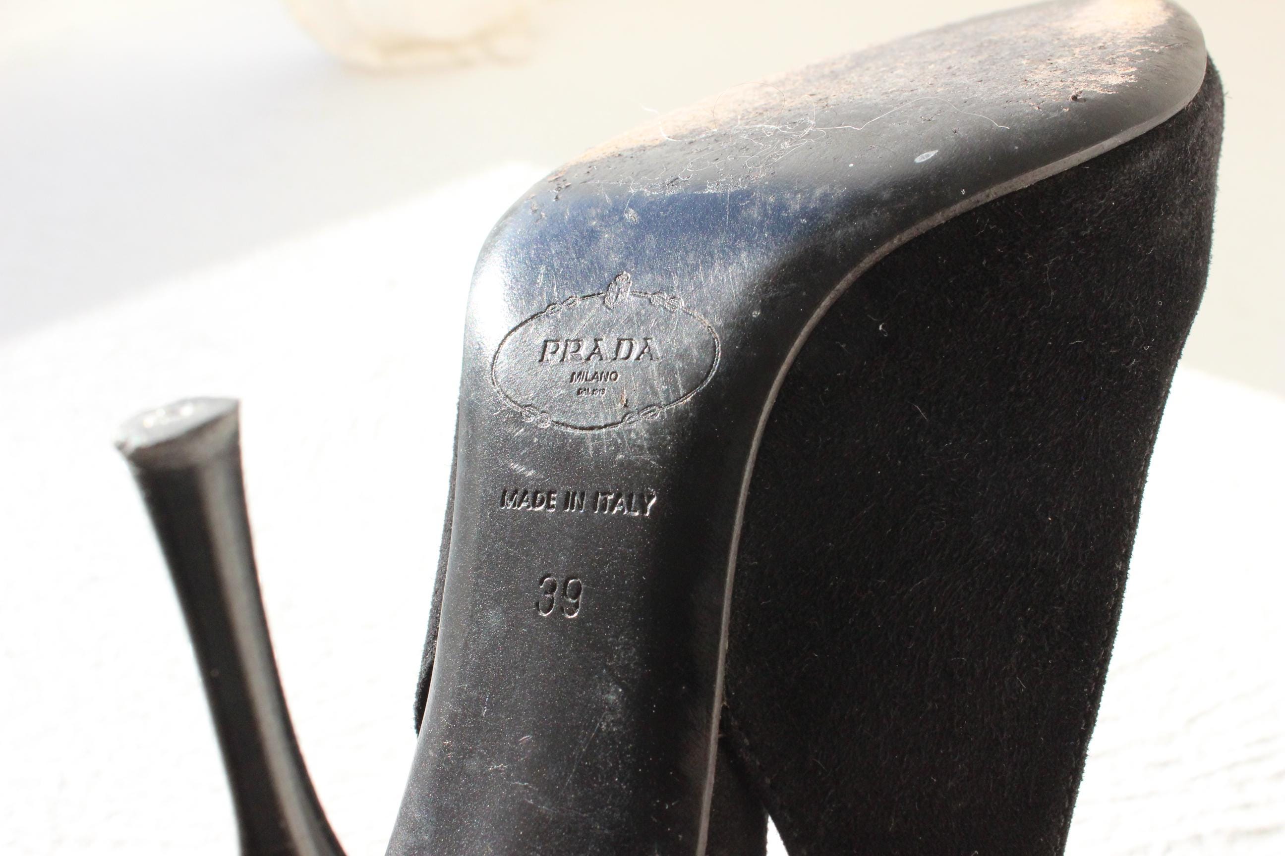 2008 Prada 'Crucial II' Black Suede Pointed Toe Slingback Heels ~ Euro 39