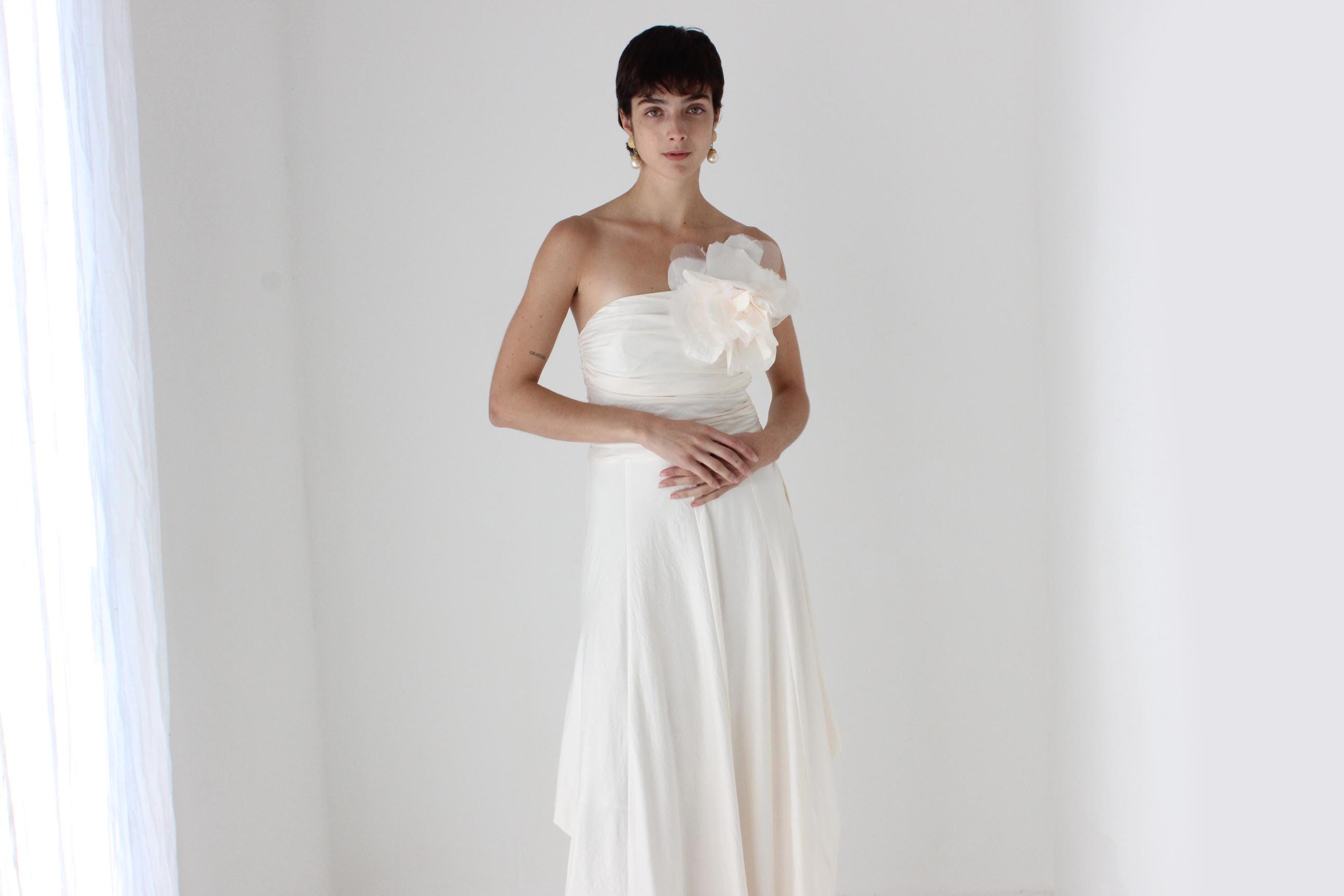 Y2K Strapless Dress w/ Oversized 3D Statement Rosette Flower