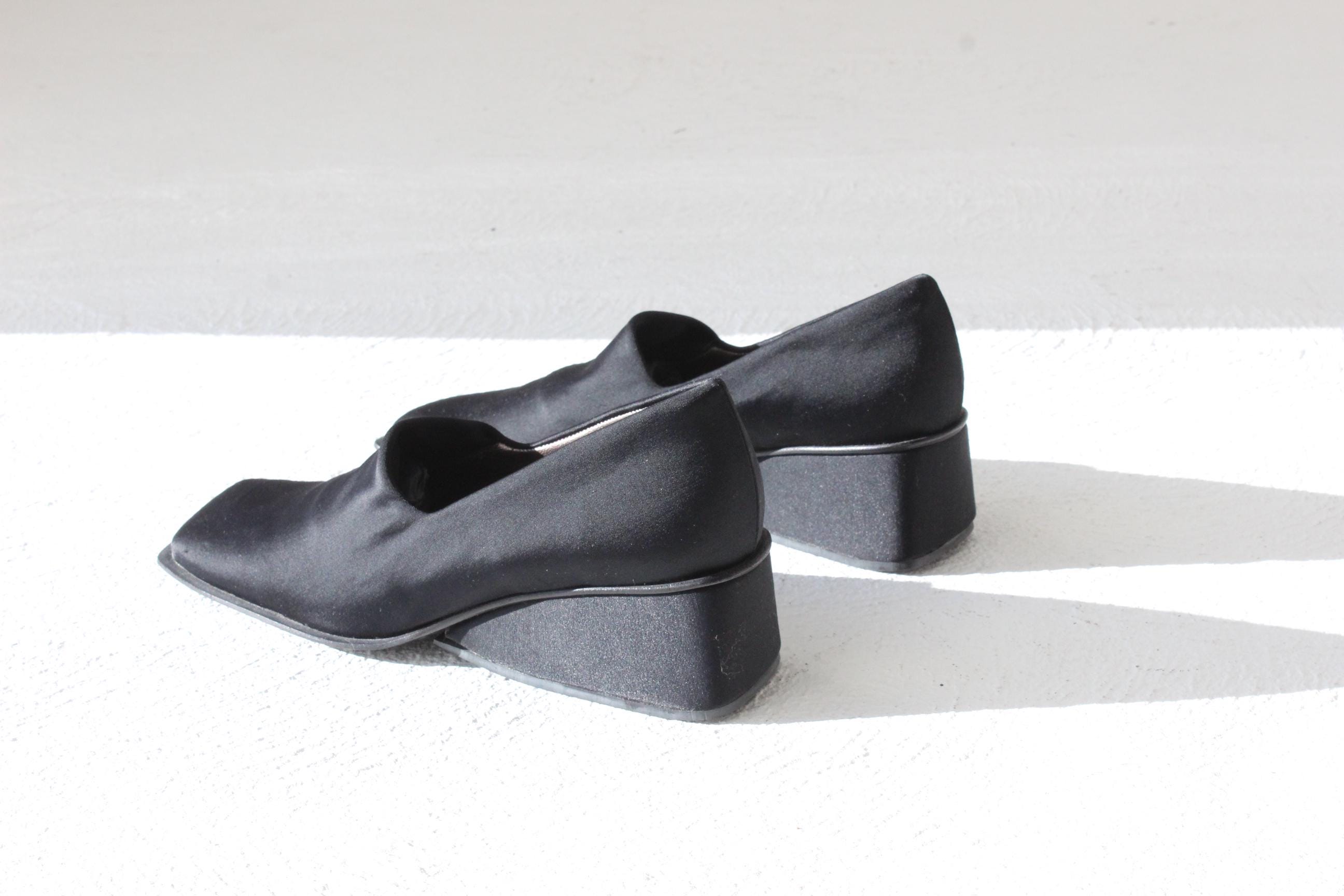 FUTURISM 90s Shimmer Stretch Square Toe Wedge Loafers ~ Euro 40