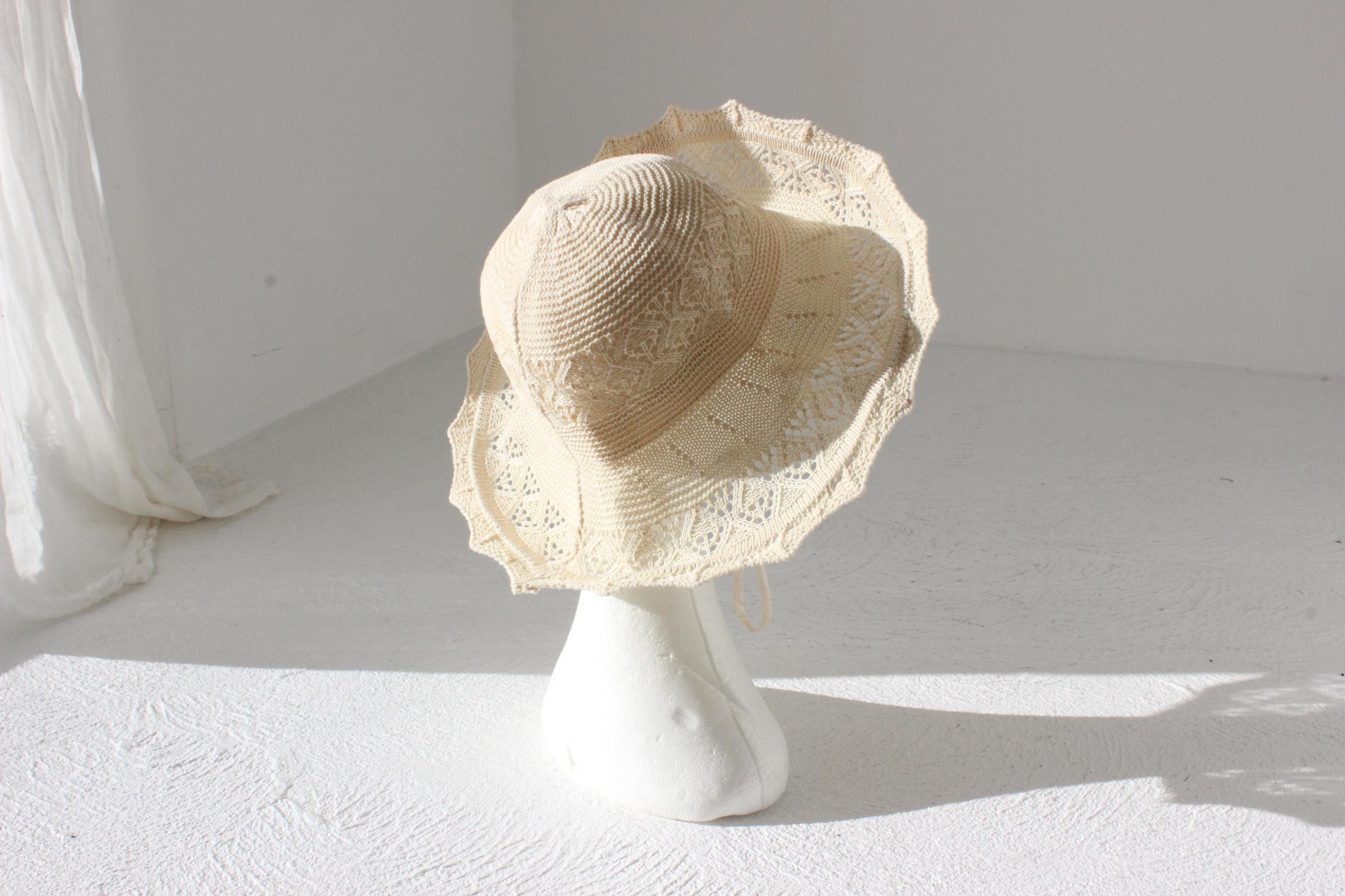 FUTURISM 90s Crochet Hat