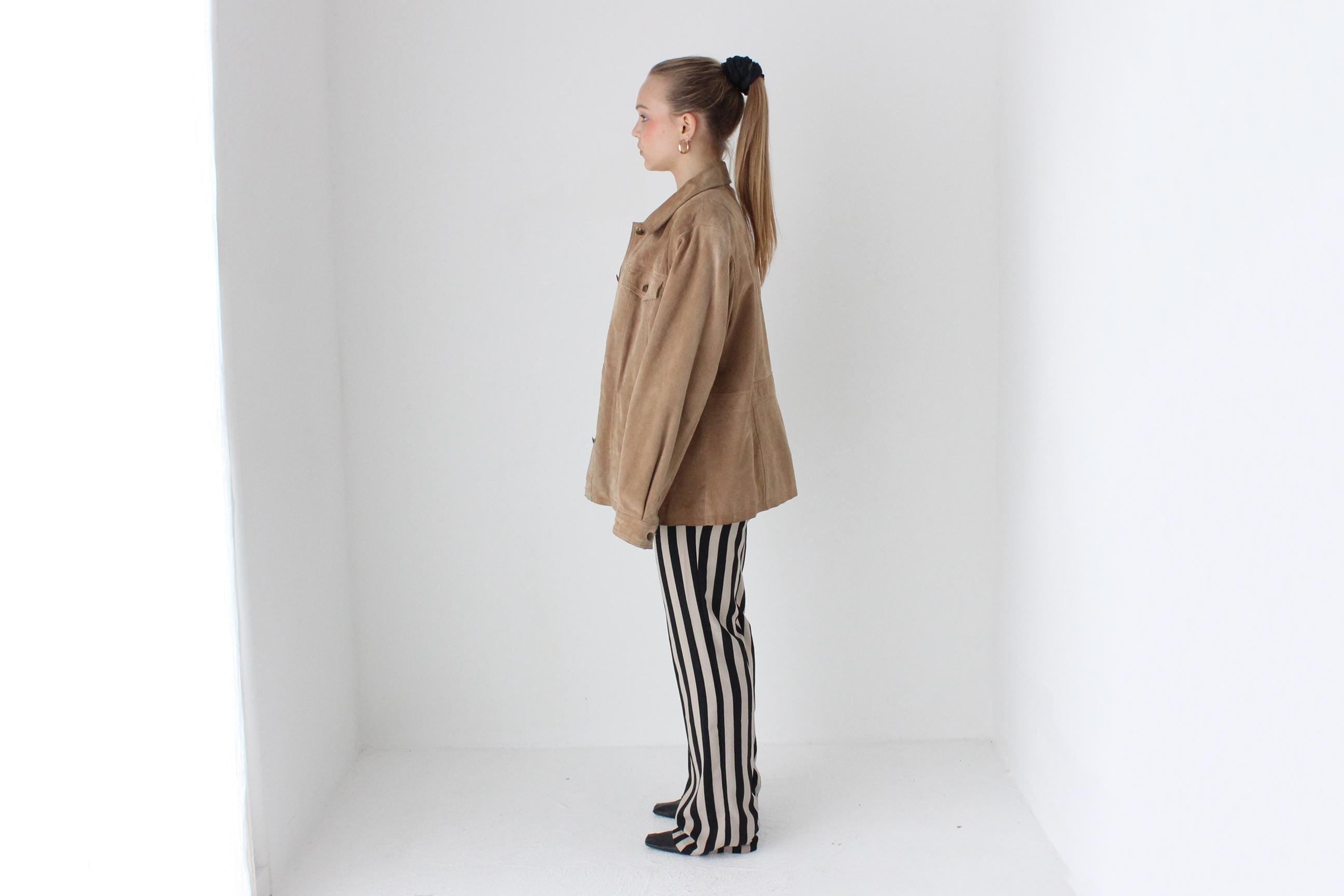 90s Boxy Camel Suede Trucker Jacket - Unisex