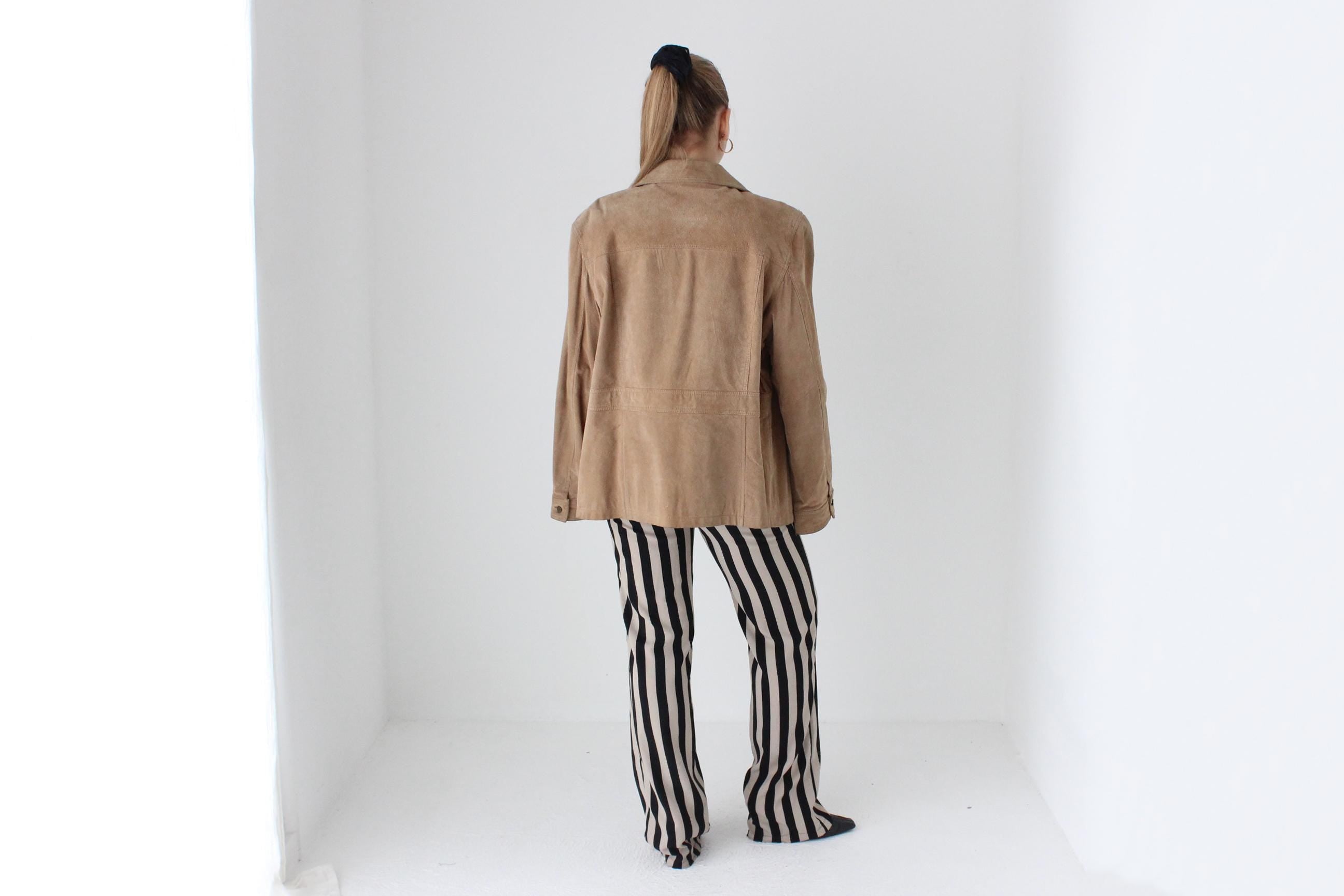 90s Boxy Camel Suede Trucker Jacket - Unisex
