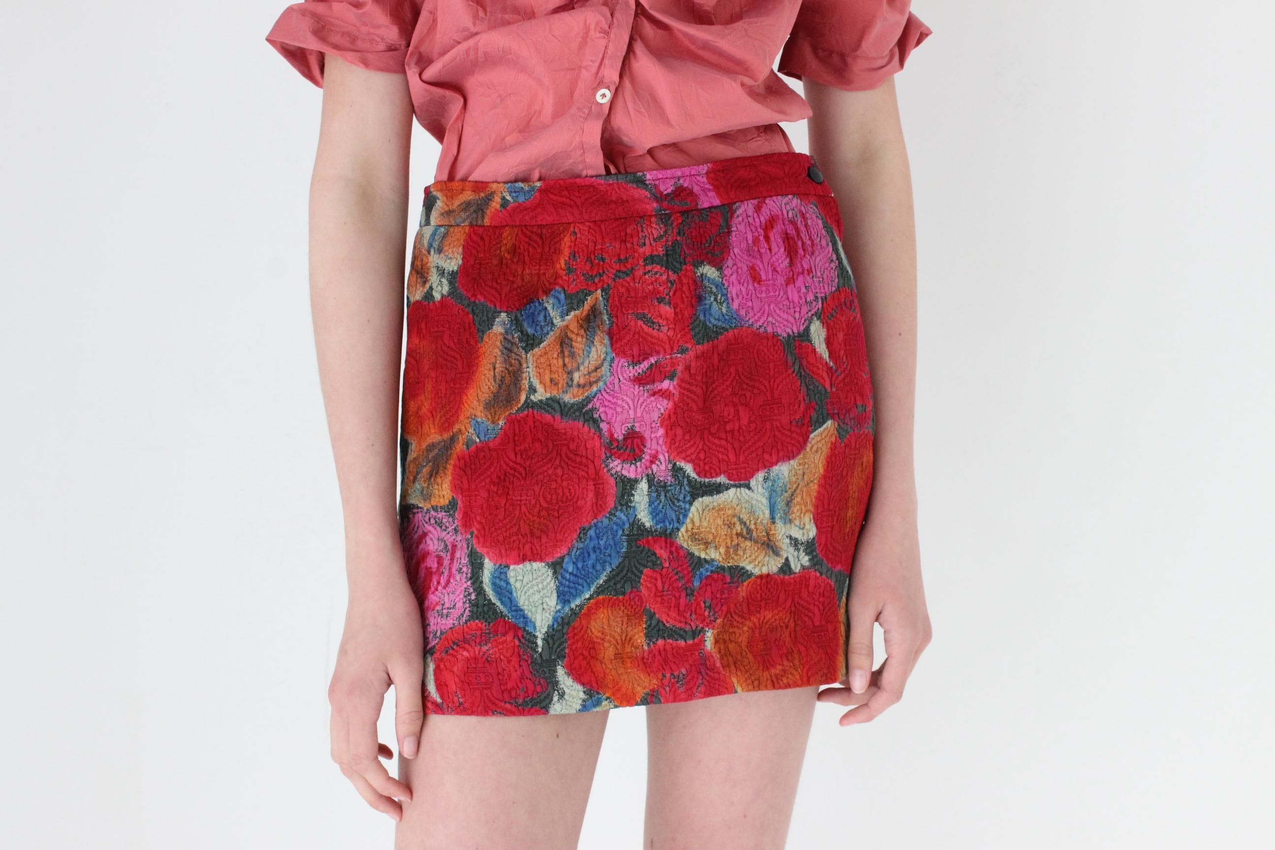FRENCH COLLECTION 80s Emanuel Ungaro Parallele Quilted Silk Floral Mini Skirt