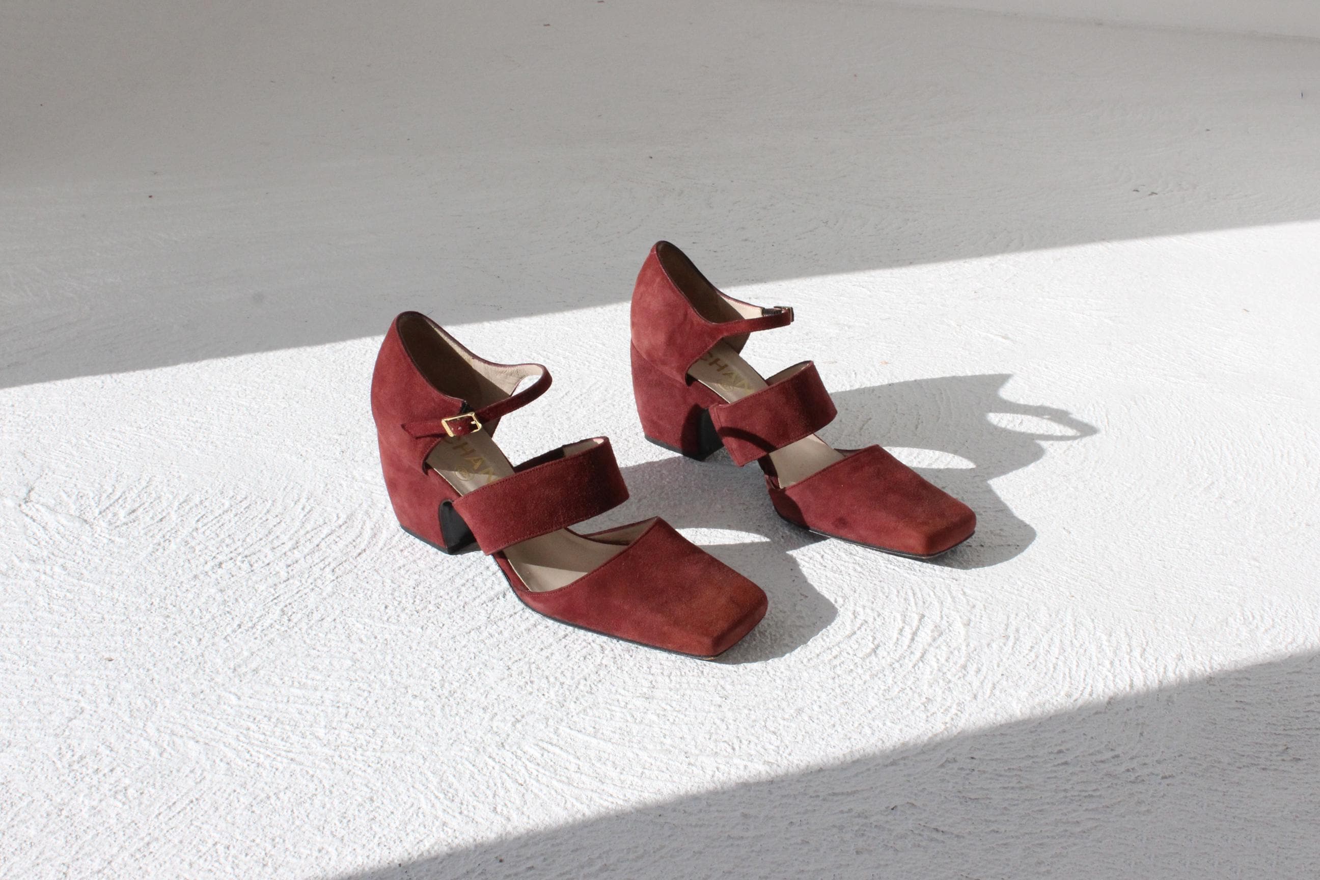 FRENCH COLLECTION Vintage 90s Chanel Suede Sculptural Square Toe Mary Jane Sandals ~ Euro 36