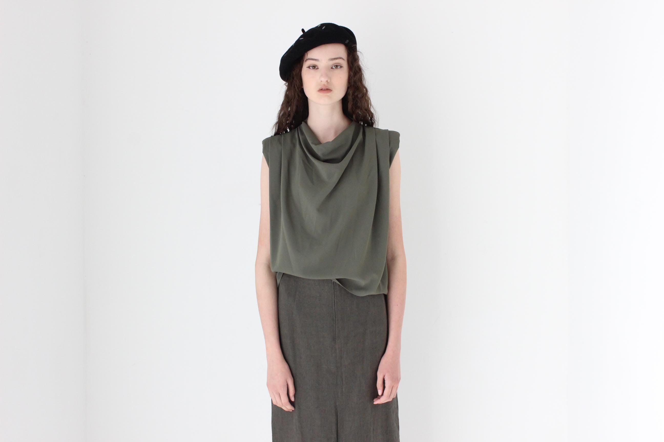 FRENCH COLLECTION 2000s Bold Shoulder / Cowl Neck Top