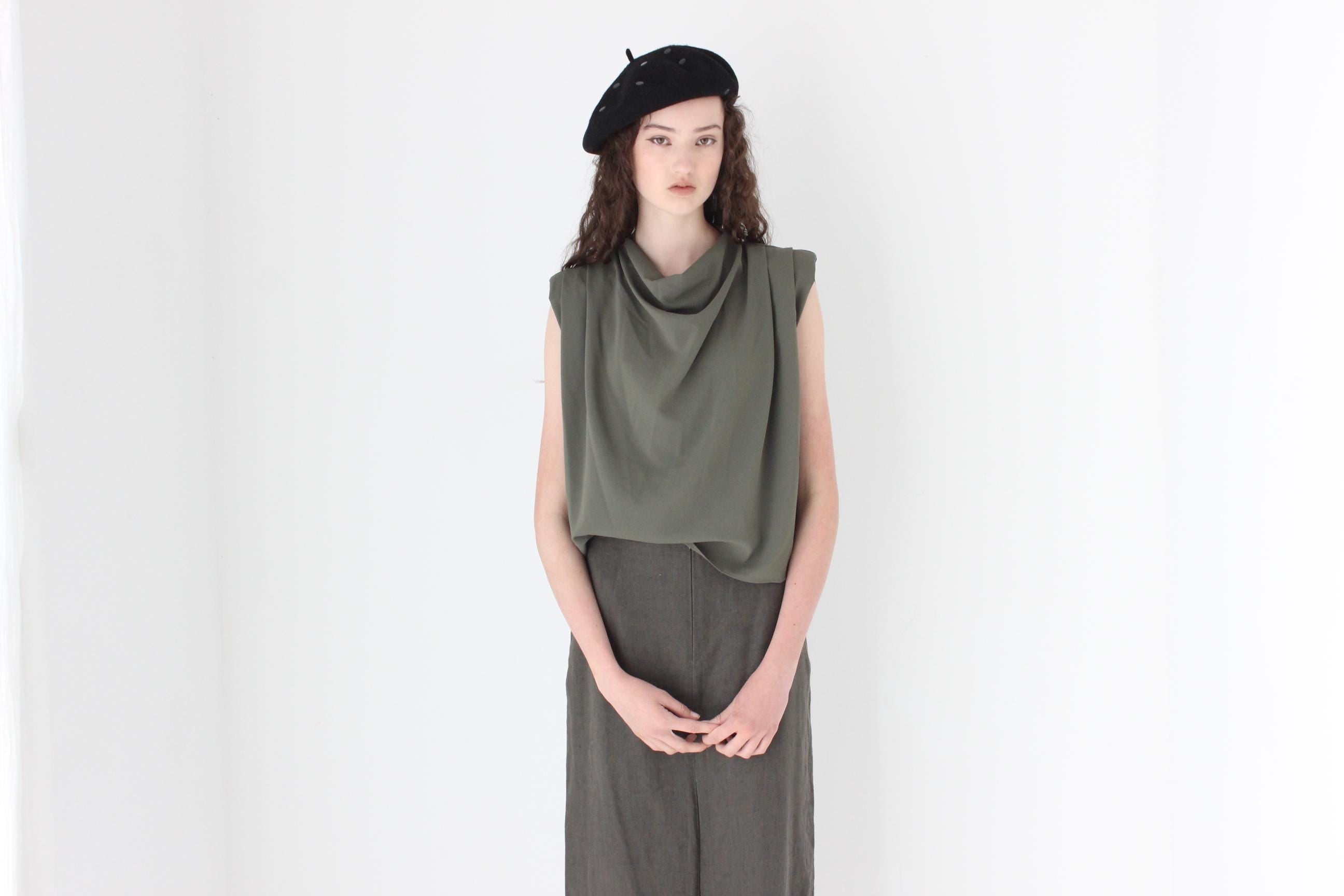 FRENCH COLLECTION 2000s Bold Shoulder / Cowl Neck Top