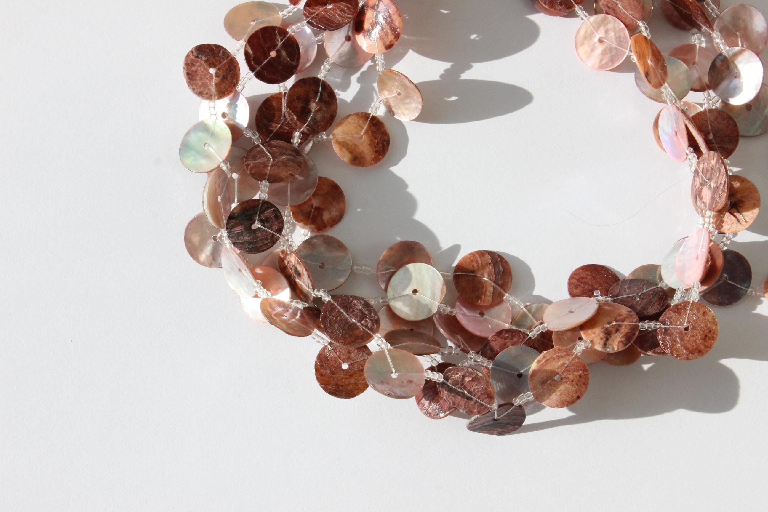 FRENCH COLLECTION 90s Mother of Pearl Shell Disc Choker