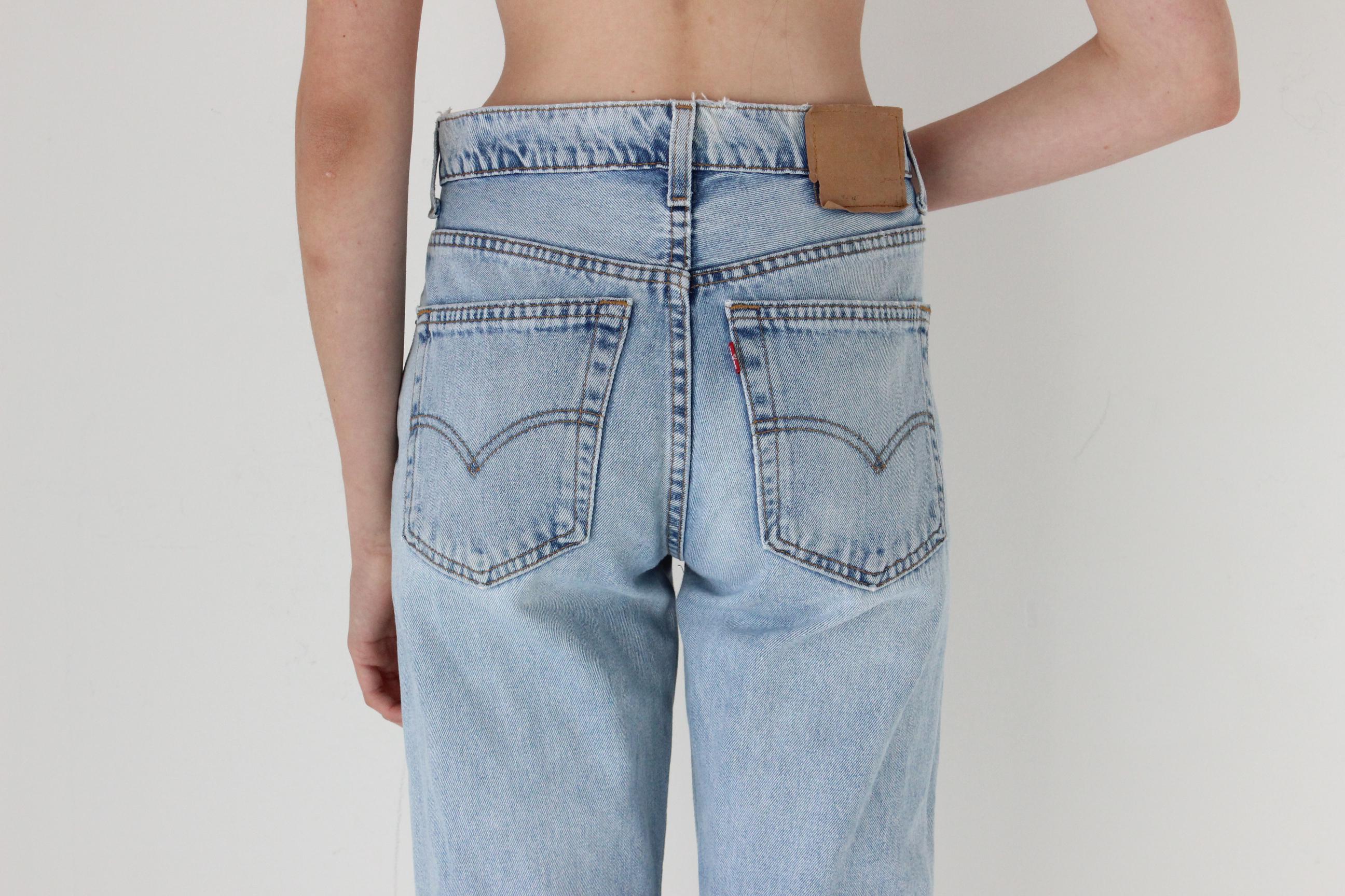 FRENCH COLLECTION 90s LEVIS 504 Light Wash Denim Jeans