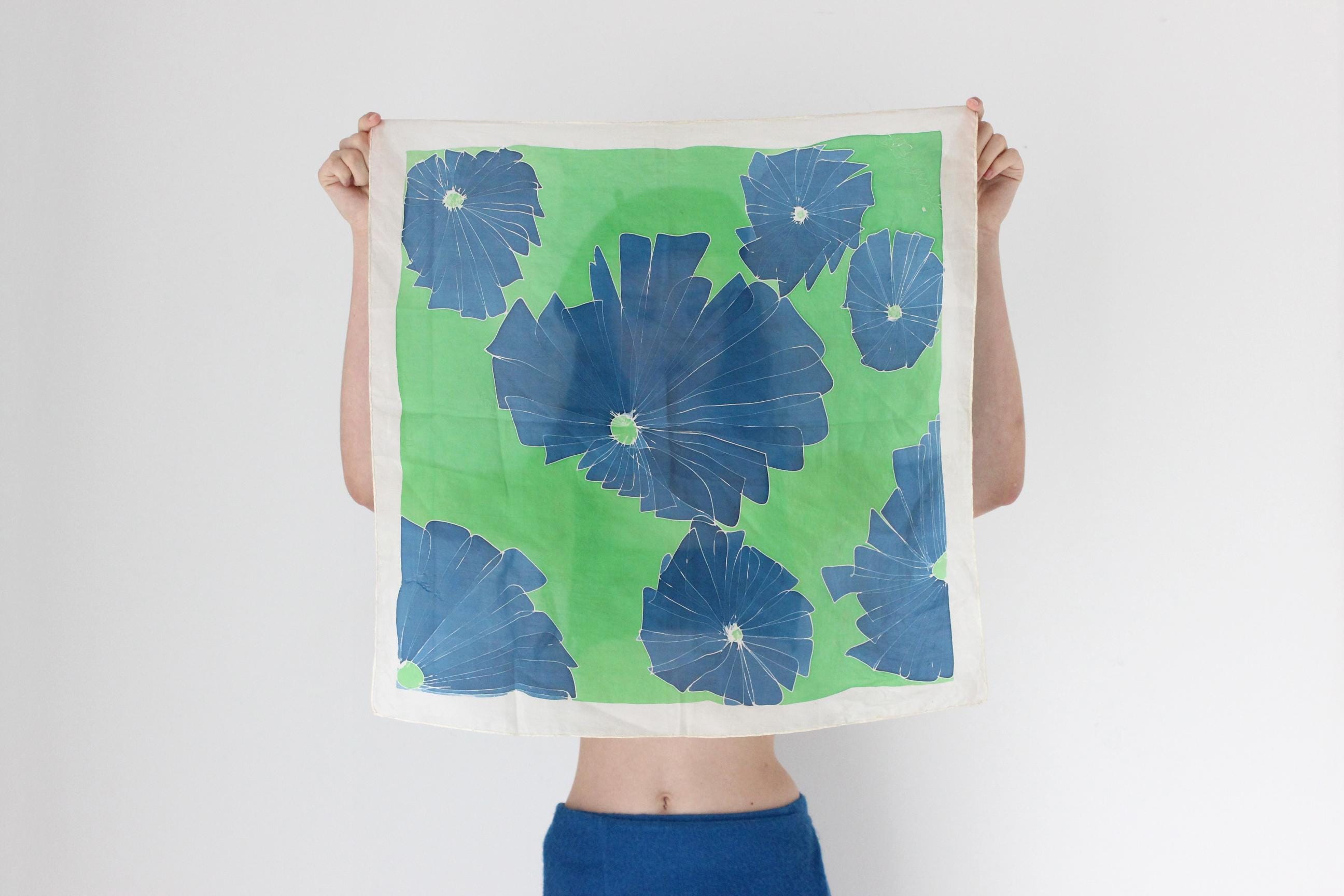 FRENCH COLLECTION 80s Modernist Silk Scarf