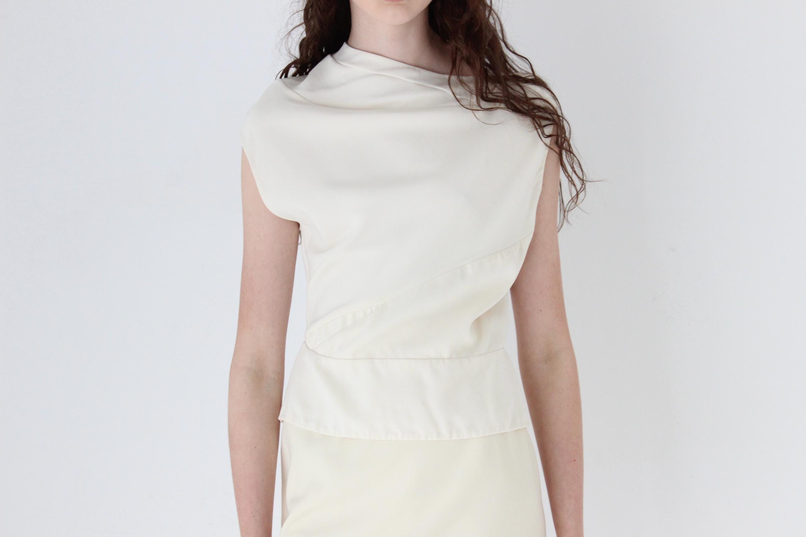 FRENCH COLLECTION 2000s Narcisco Rodriguez Asymmetric Twist Top