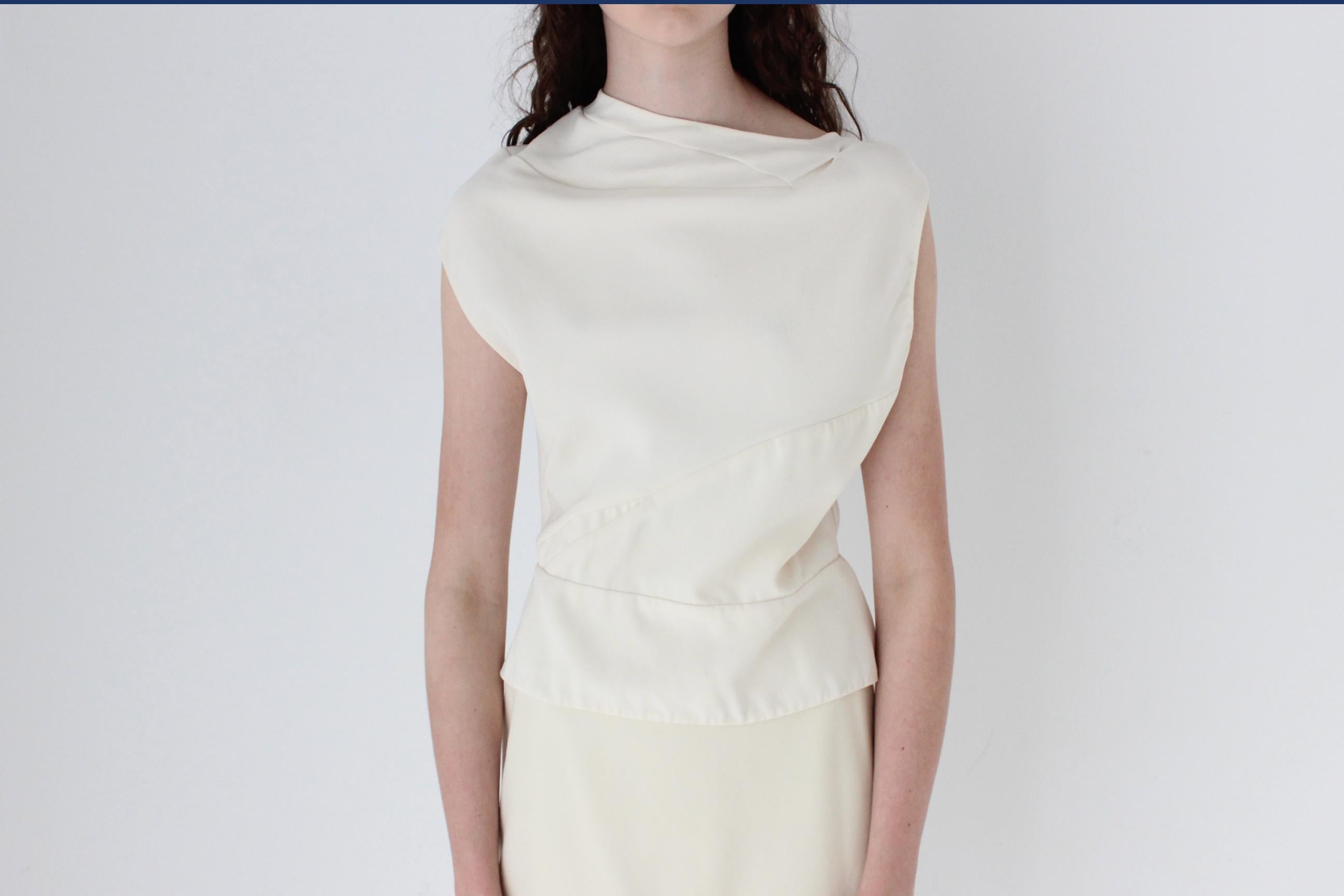 FRENCH COLLECTION 2000s Narcisco Rodriguez Asymmetric Twist Top