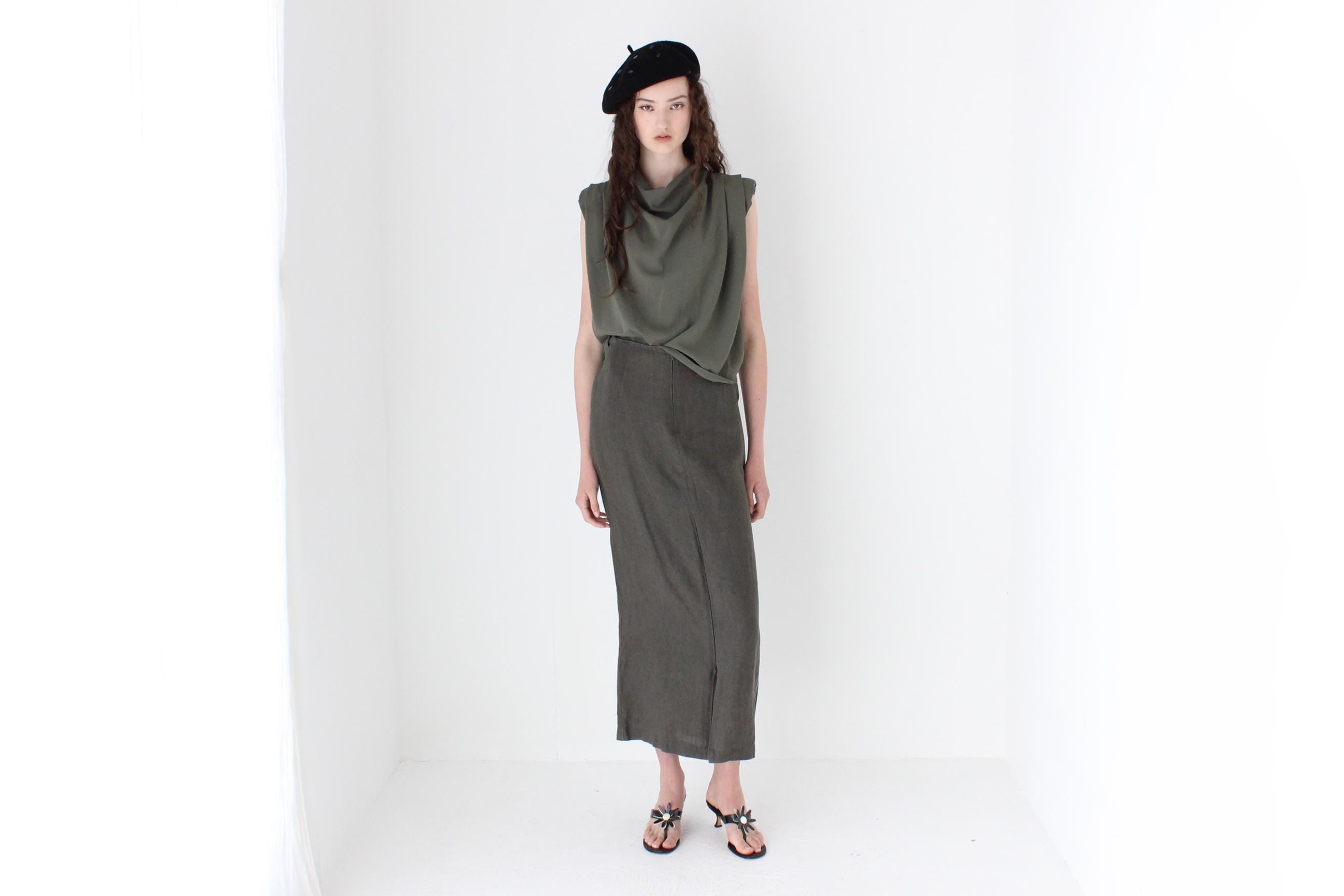 FRENCH COLLECTION 2000s Bold Shoulder / Cowl Neck Top