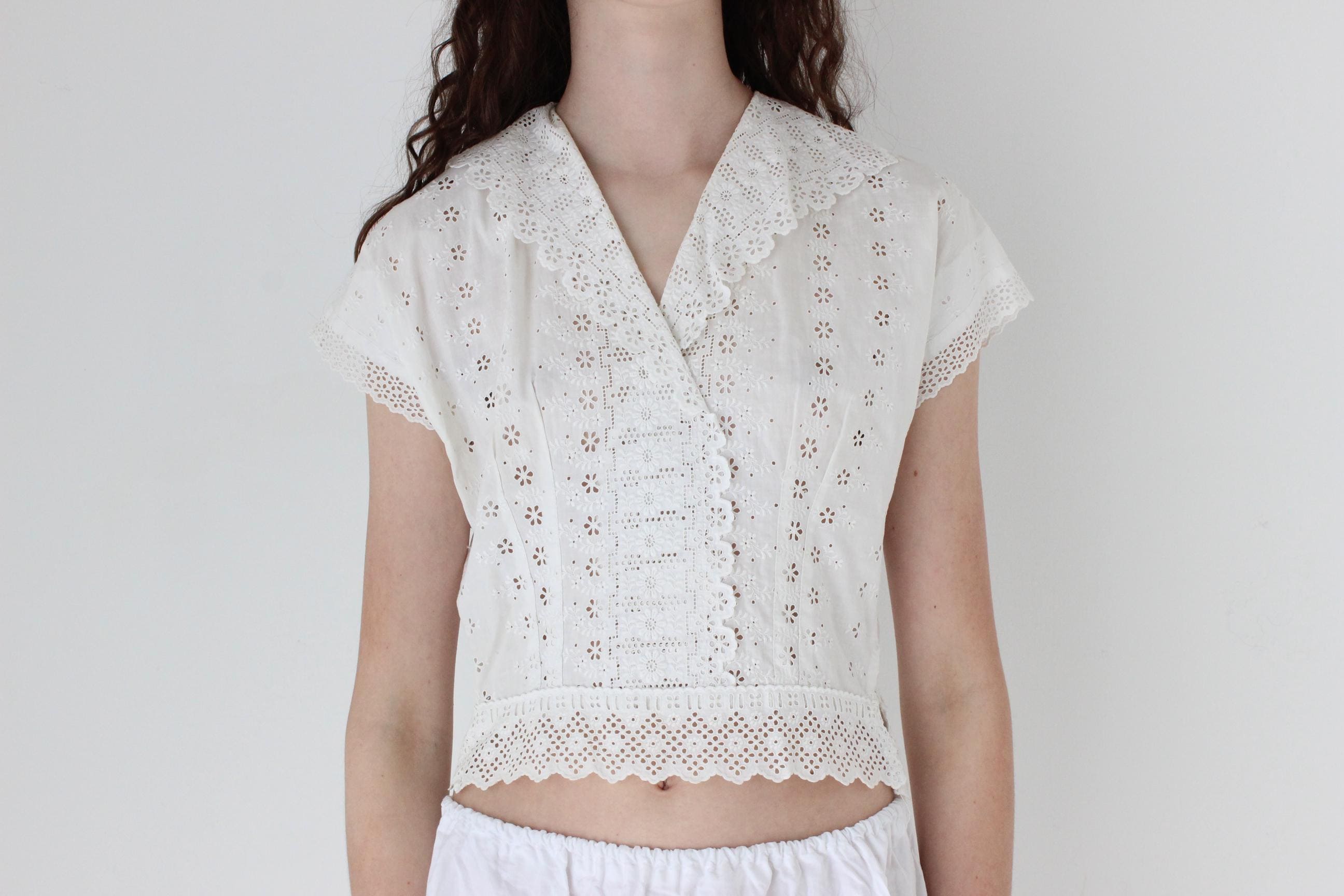 FRENCH COLLECTION Antique Broderie Anglaise Cotton Crop Top