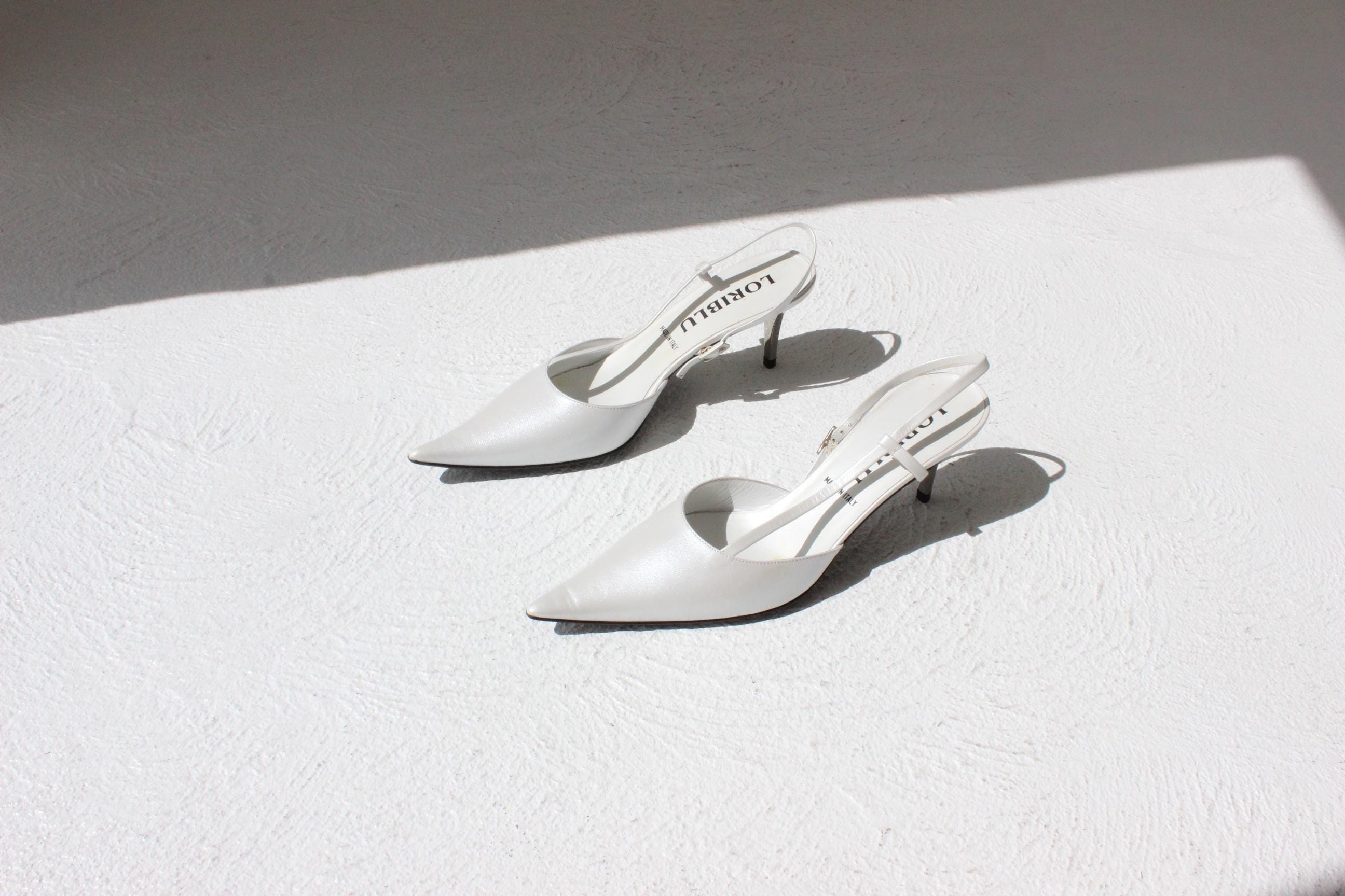 Y2K Italian Vintage Pointed Leather Heels - Euro 39