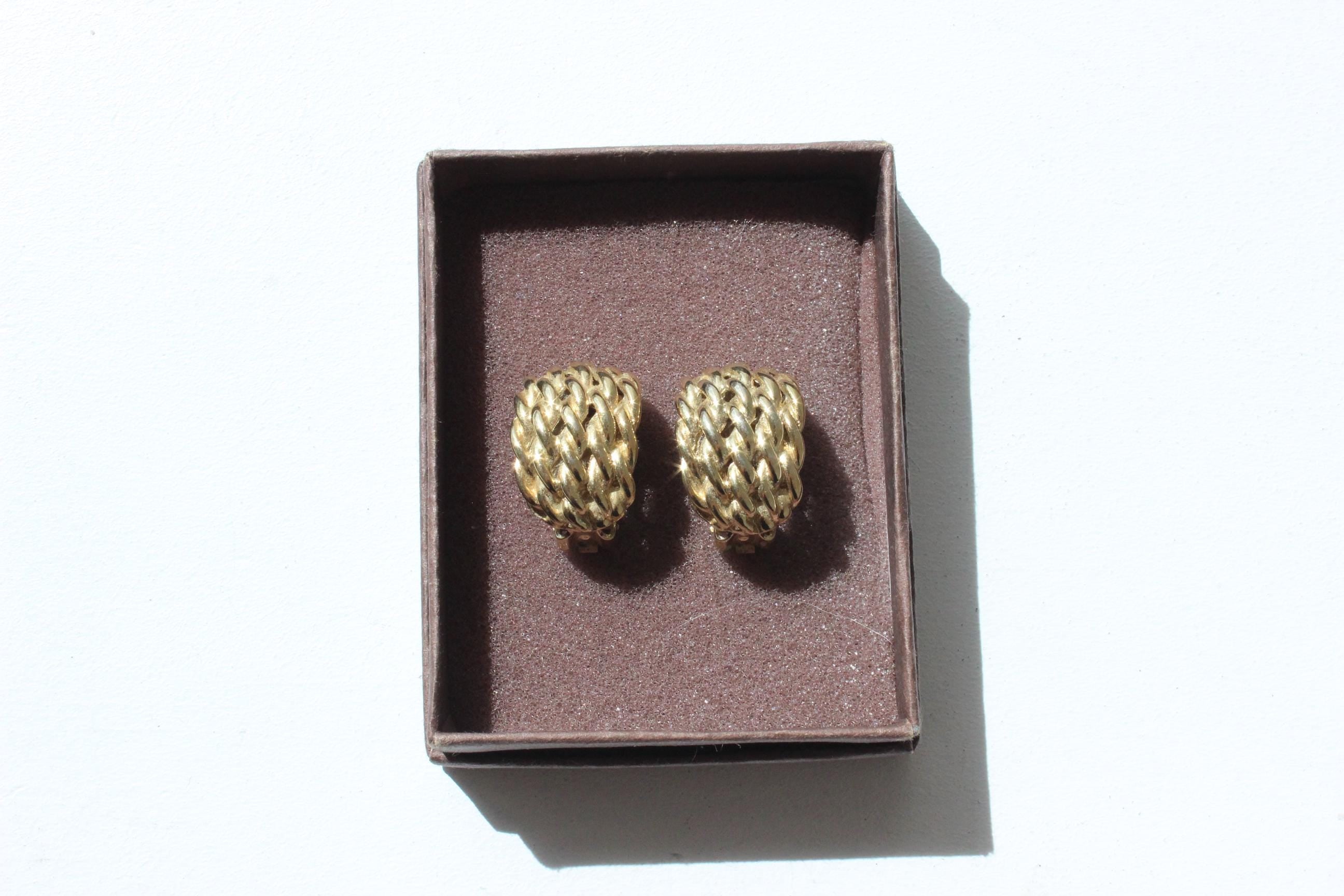 80s Gold Tone 'Chain Link' Clip Ons