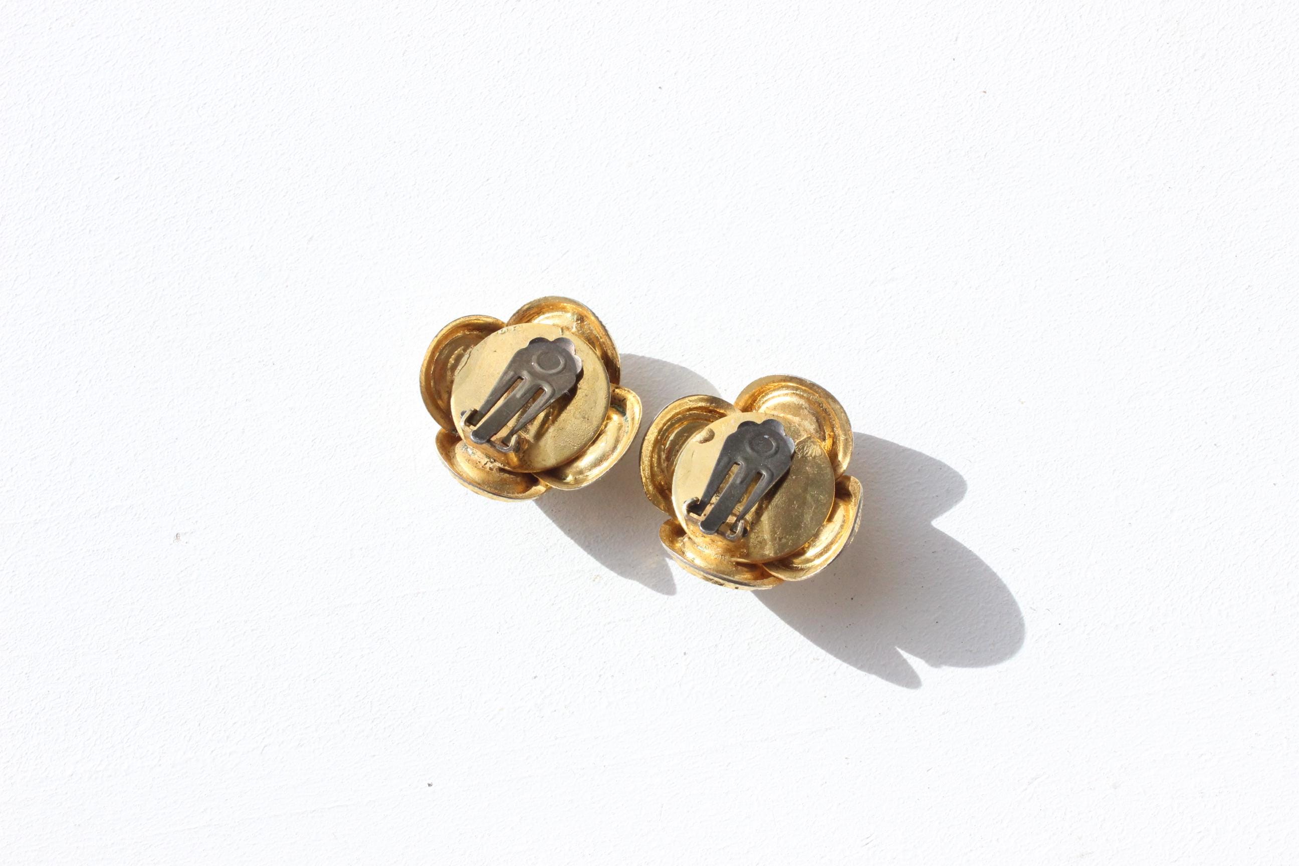 FRENCH COLLECTION 80s Baroque Clip On Earrings
