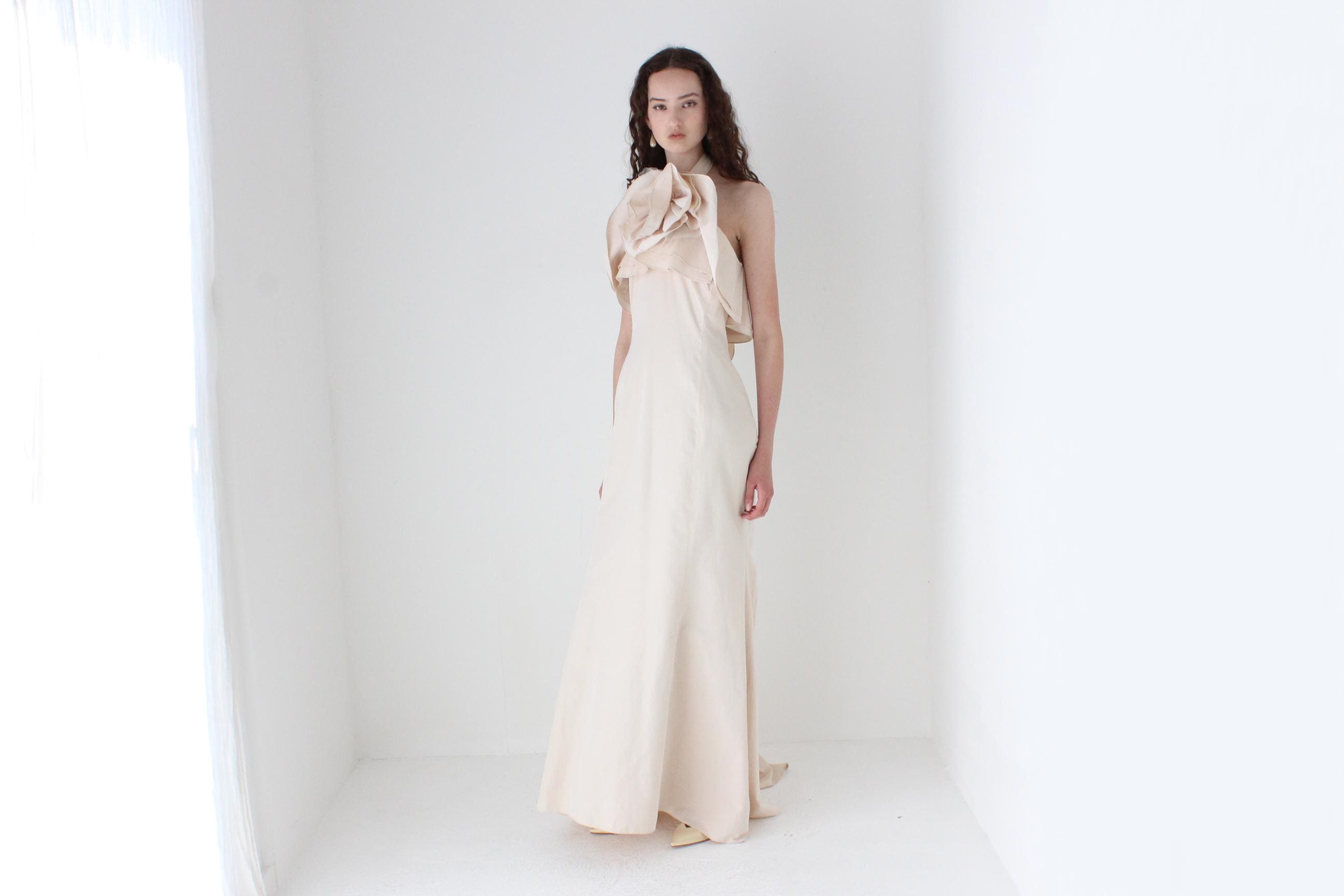 2000s Carla Zampatti Blush Pink Trumpet Hem Gown w/ Big Flower